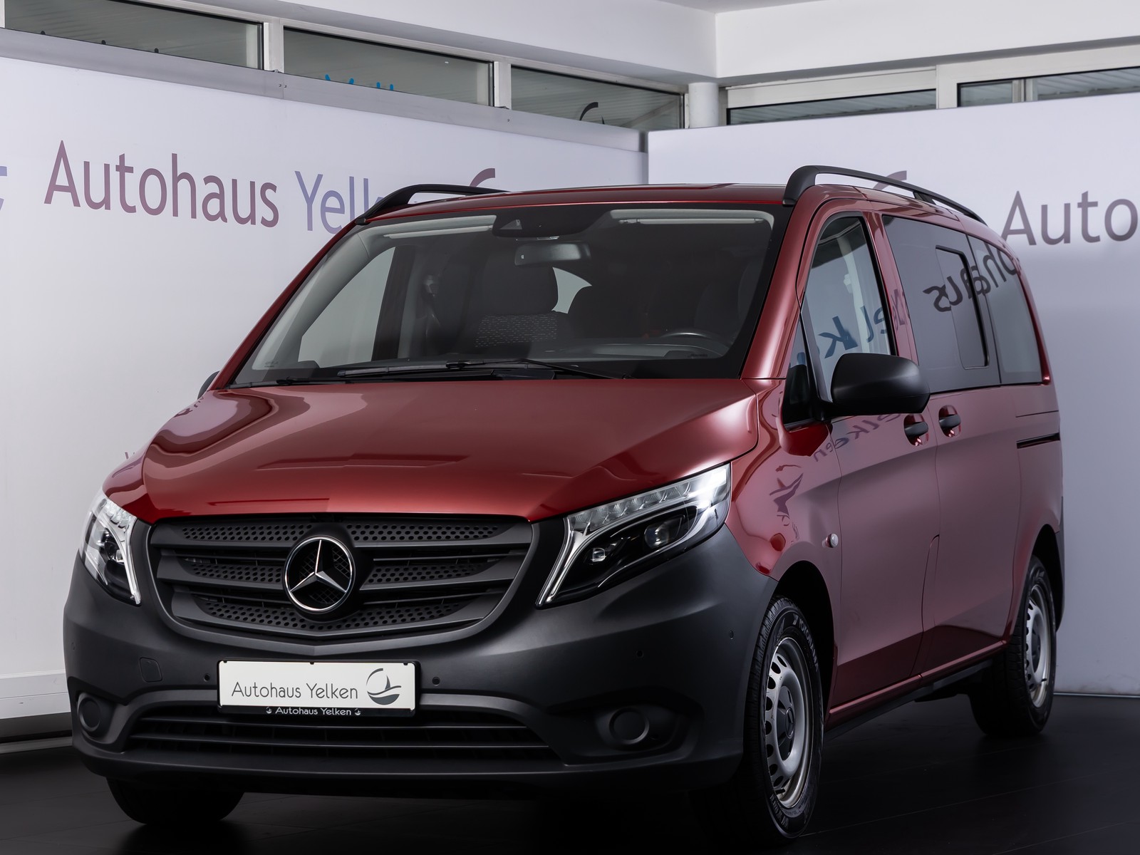 Mercedes-Benz Vito Tourer 116 CDI kompakt LED NAVI PTS 8-SITZ