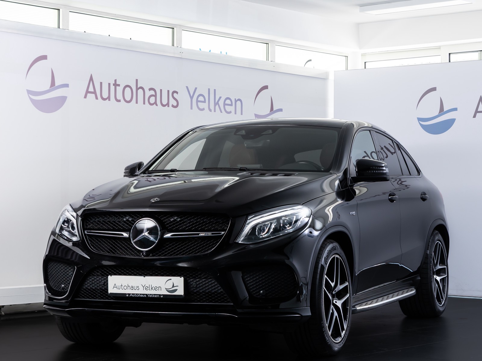 Mercedes-Benz GLE 43 AMG DISTR PANO H-K AHK 360°