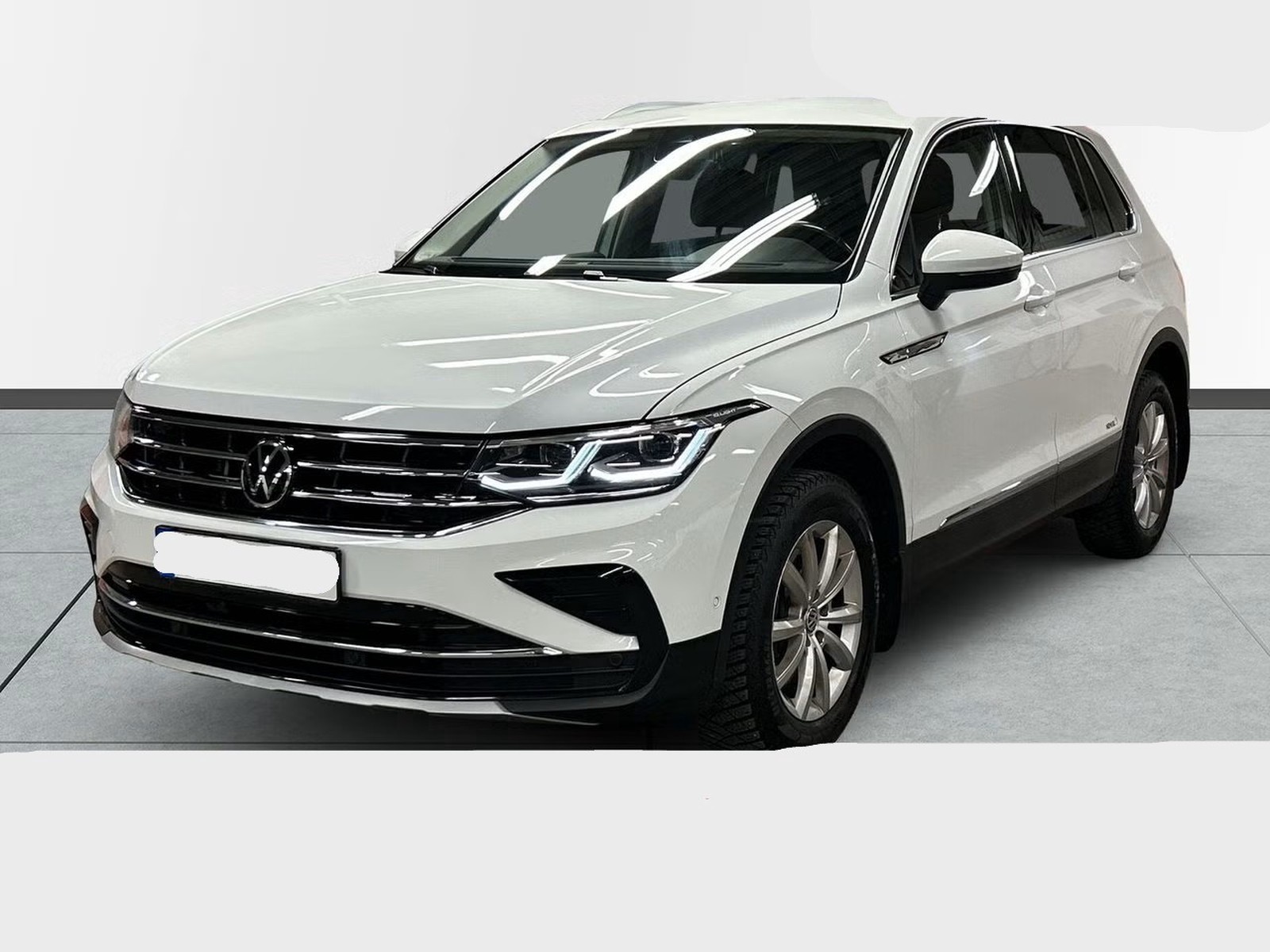 Volkswagen Tiguan 2.0 TDI 4MOTION DSG Elegance *AHK*KAMERA*STANDHEIZUNG*