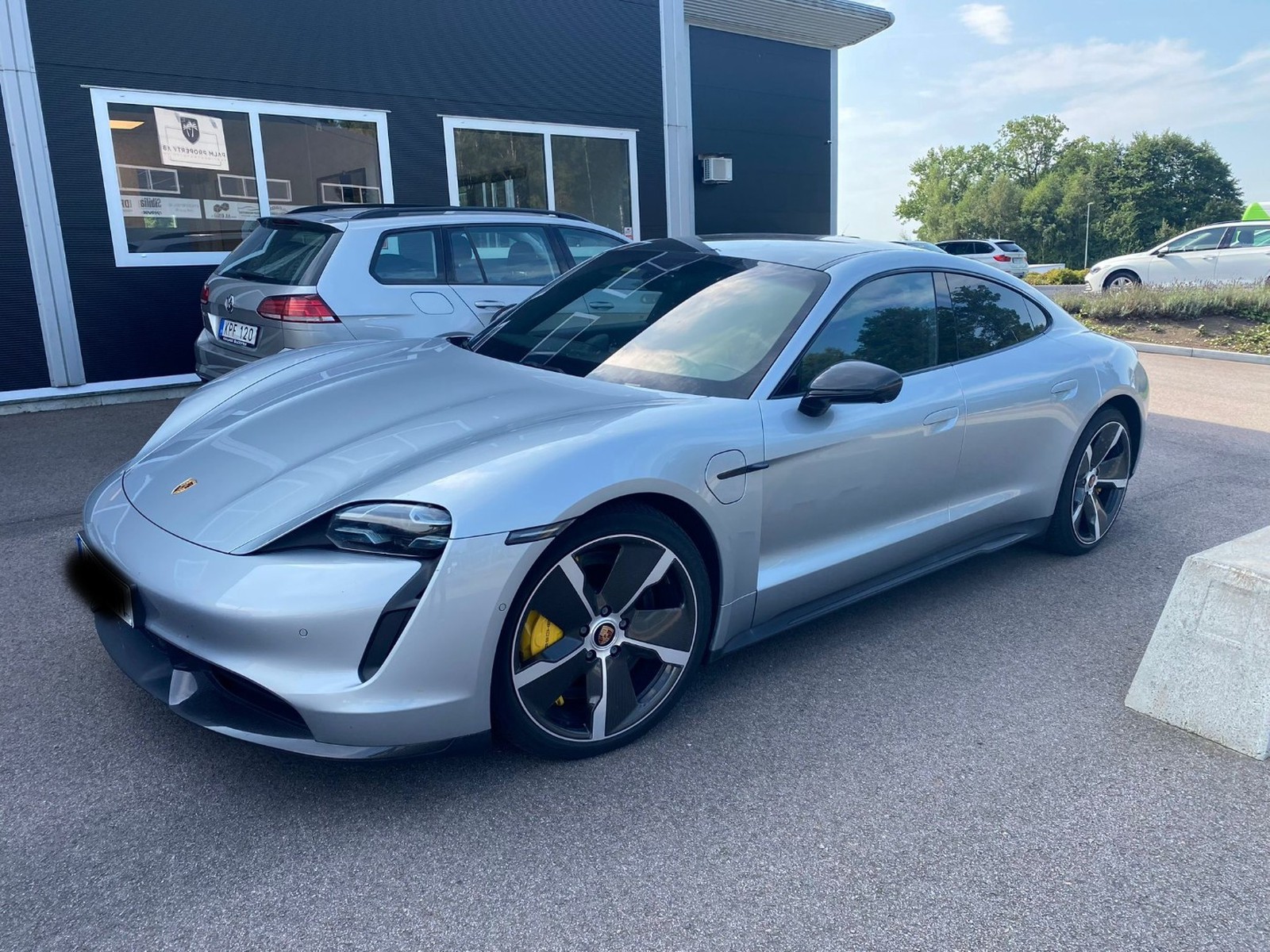Porsche Taycan Turbo S Sport-Chrono-Paket/PANO,BURMESTER