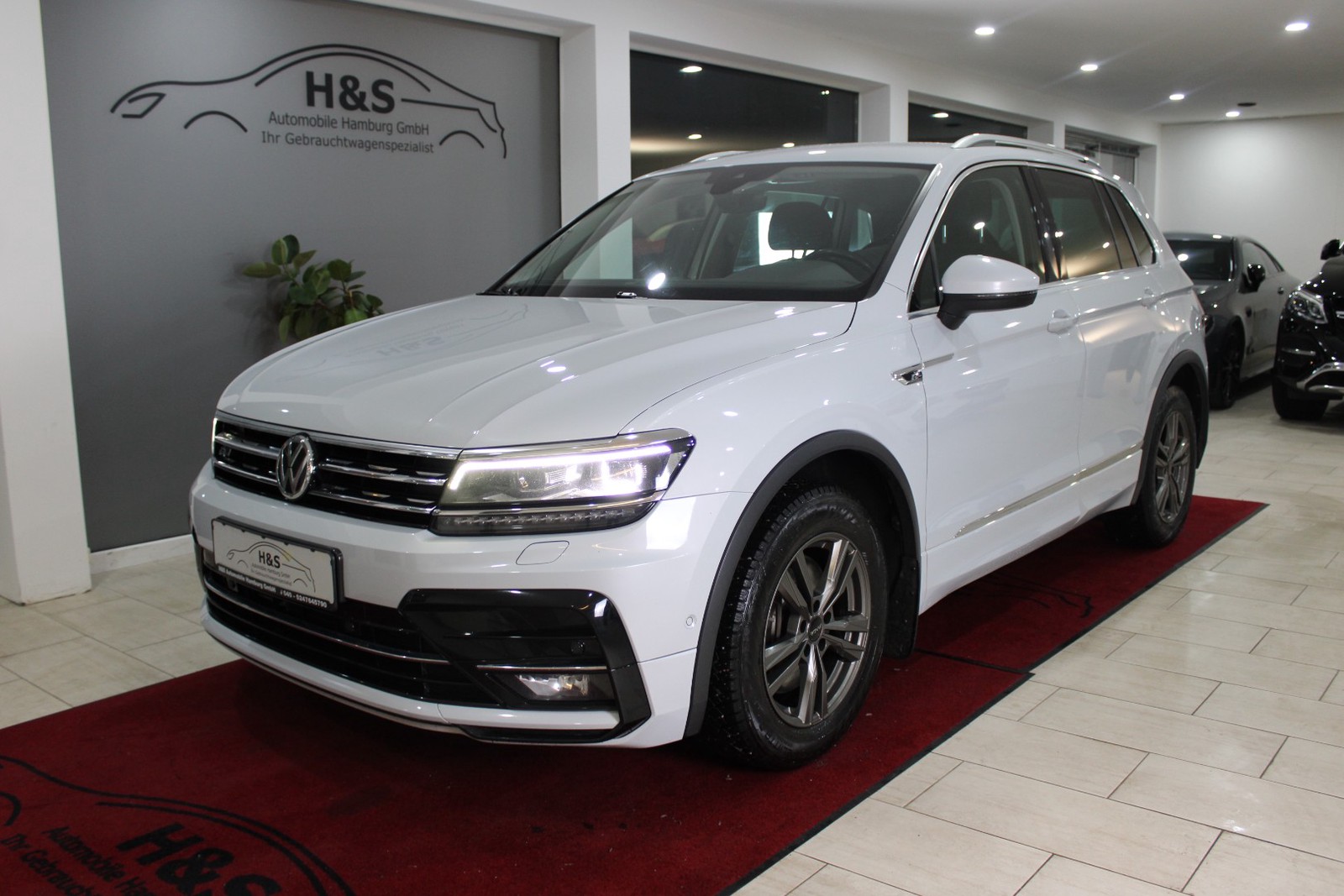 Volkswagen Tiguan 2.0 TDI R-LINE/Highline 4Motion *AHK/KAMERA*