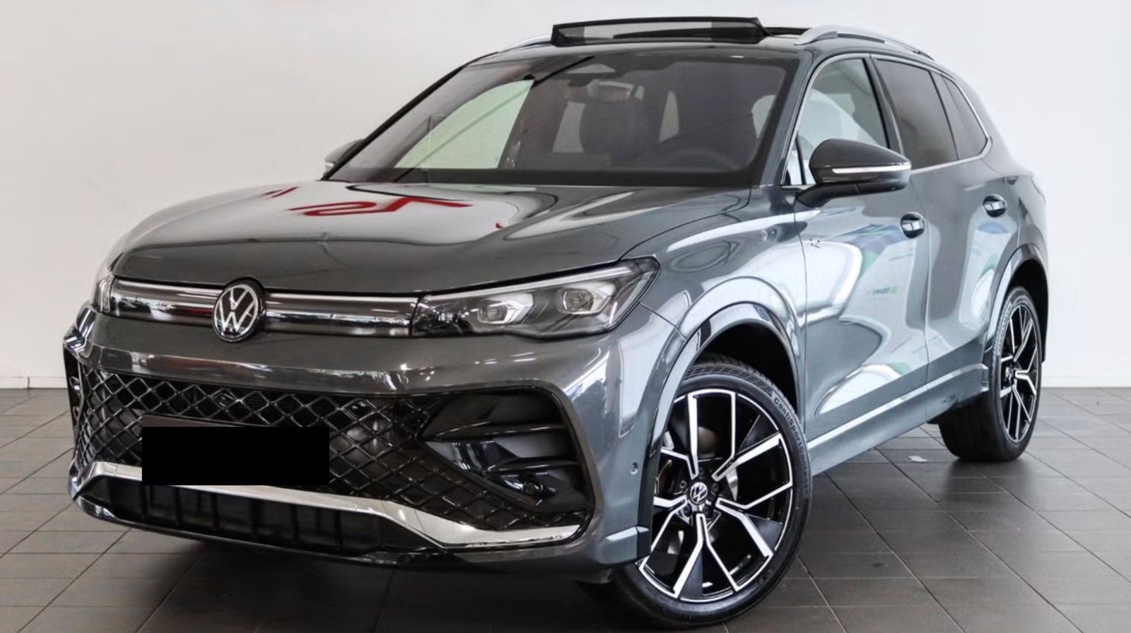 Volkswagen Tiguan 2.0 TDI 4Motion R-Line HUD/PANO/AHK