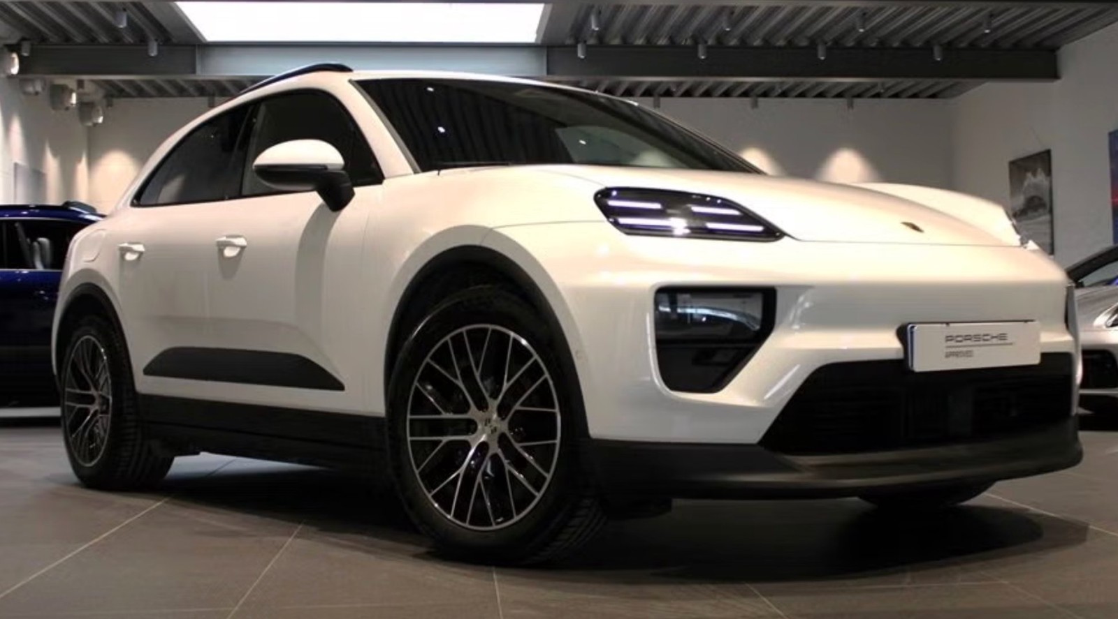 Porsche Macan Electric Sport-Chrono-Paket