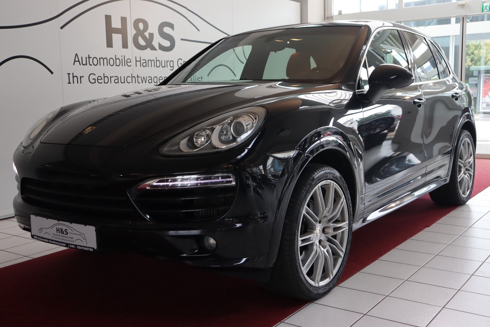 Porsche Cayenne Diesel used buy in Wedel Price 22500 eur Int.Nr. WE