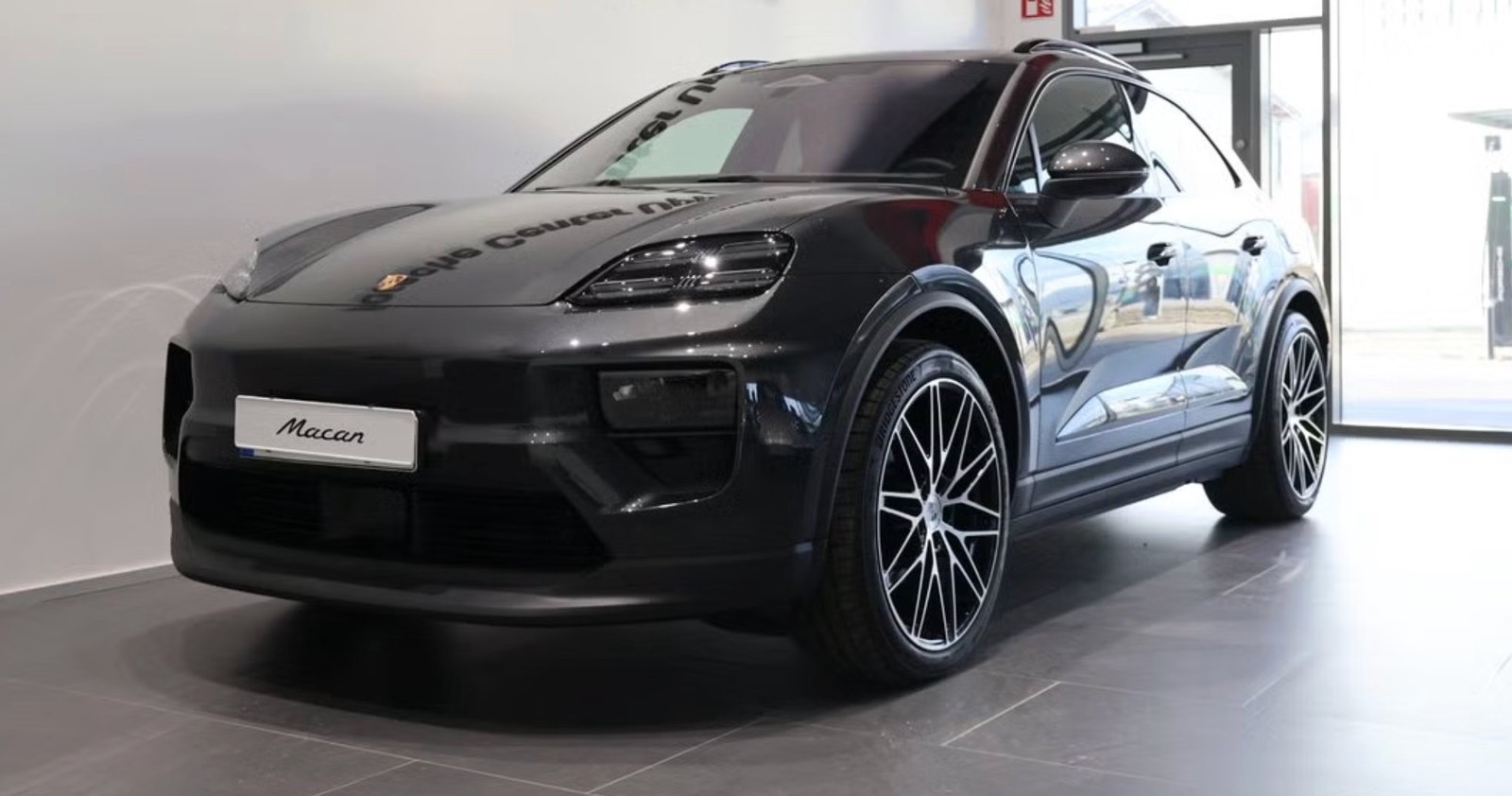 Porsche Macan Electric Sport-Chrono-Paket PASM