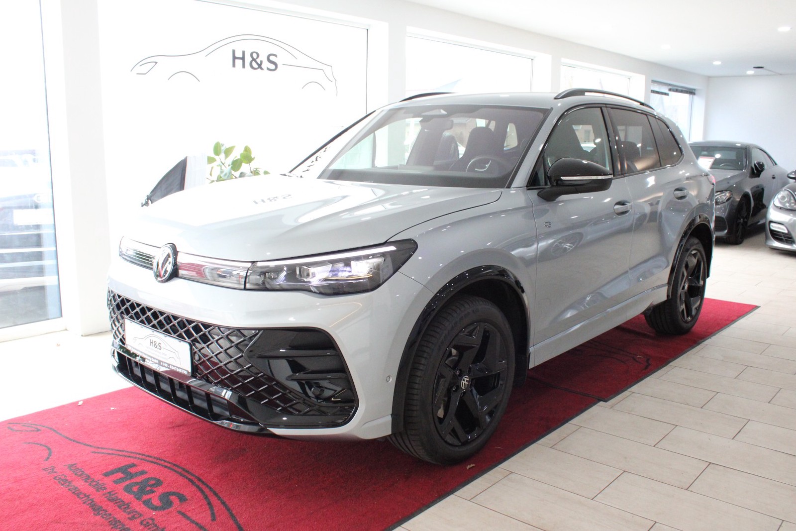 Volkswagen Tiguan 2.0 TDI 4Motion R-Line *AHK*ACC*MEMORY*