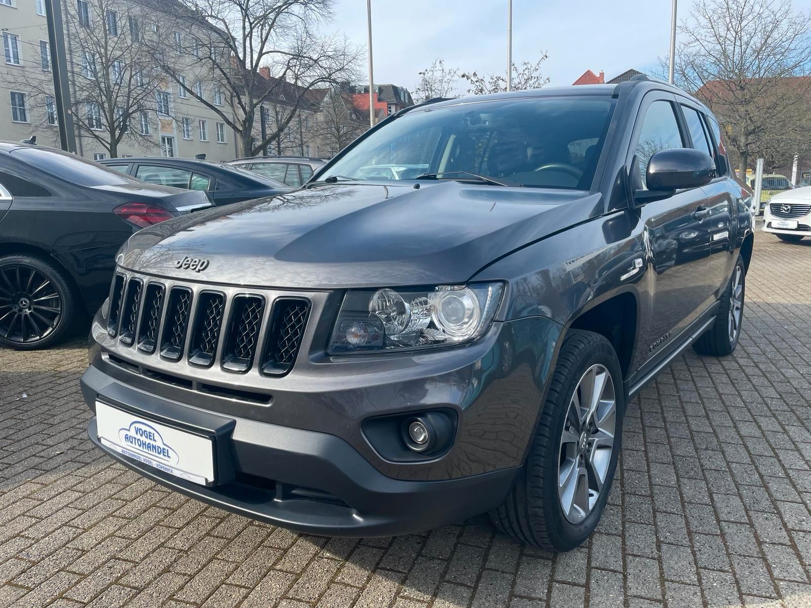Jeep Compass Limited 4x4*1.HAND*NAVI*AHK*CAM*SITZHZG*