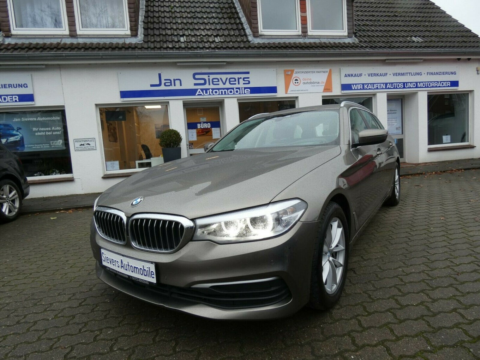 BMW 530d Touring Automatik Navi Head-Up LED
