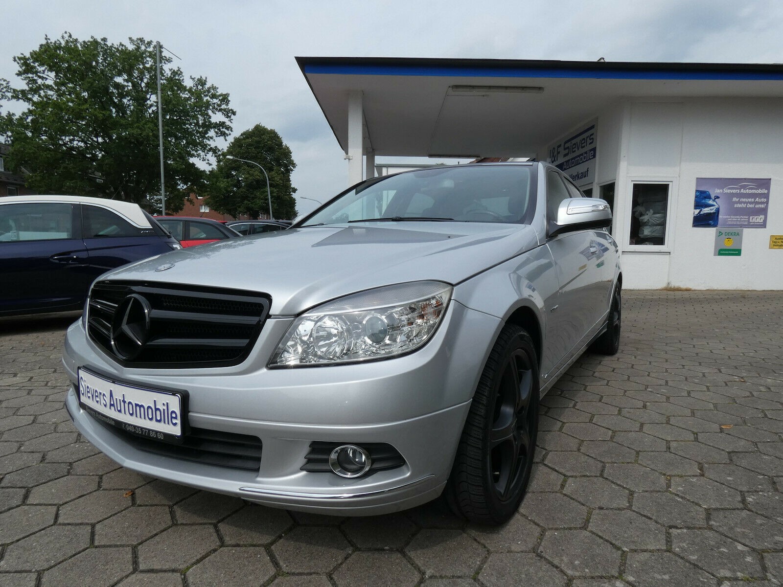 Mercedes-Benz C 200 Elegance Autom.Navi Klima Rückfahrkamera