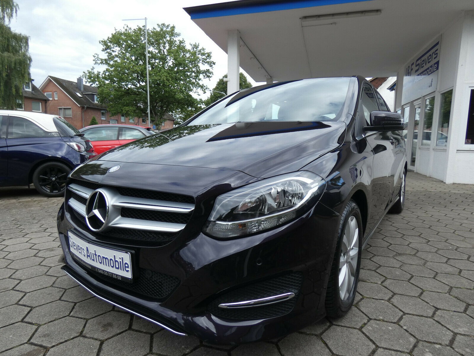Mercedes-Benz B 200 Sports Tourer 7G-DCT Navi Rückfahrk. Panod