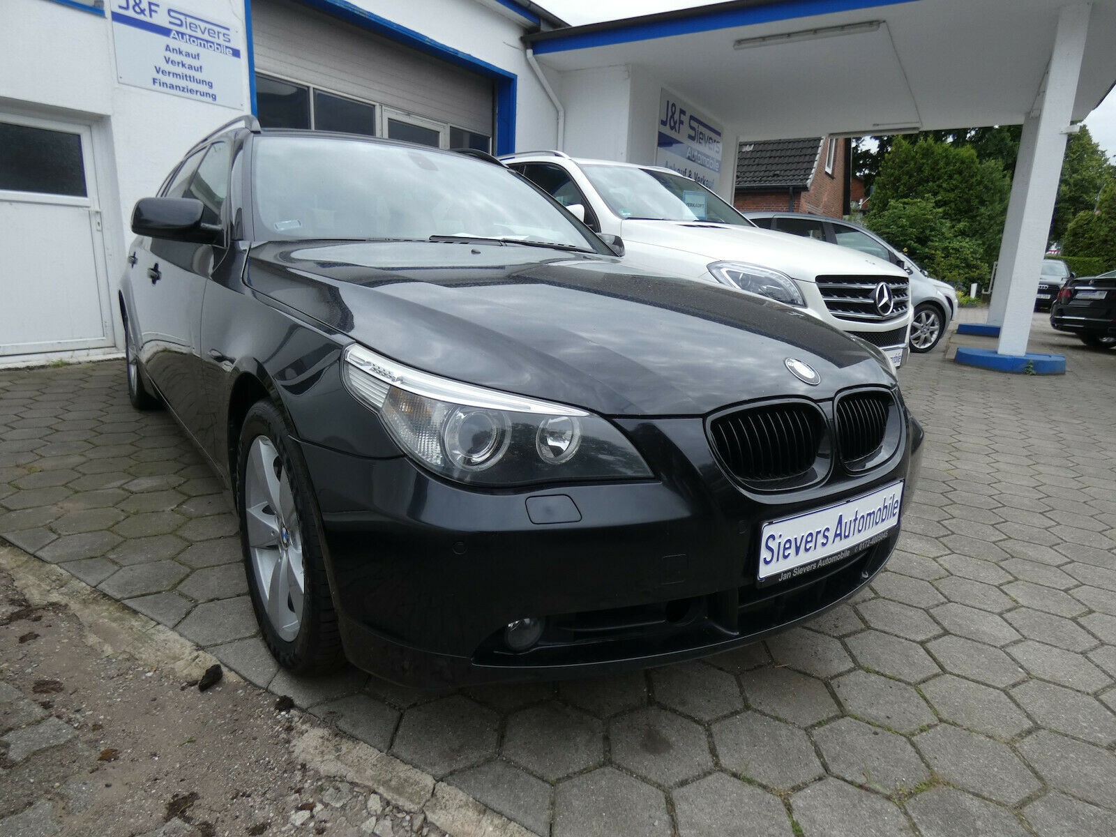 BMW 530i x Drive Gasanlage Leder Head UP Panoramad