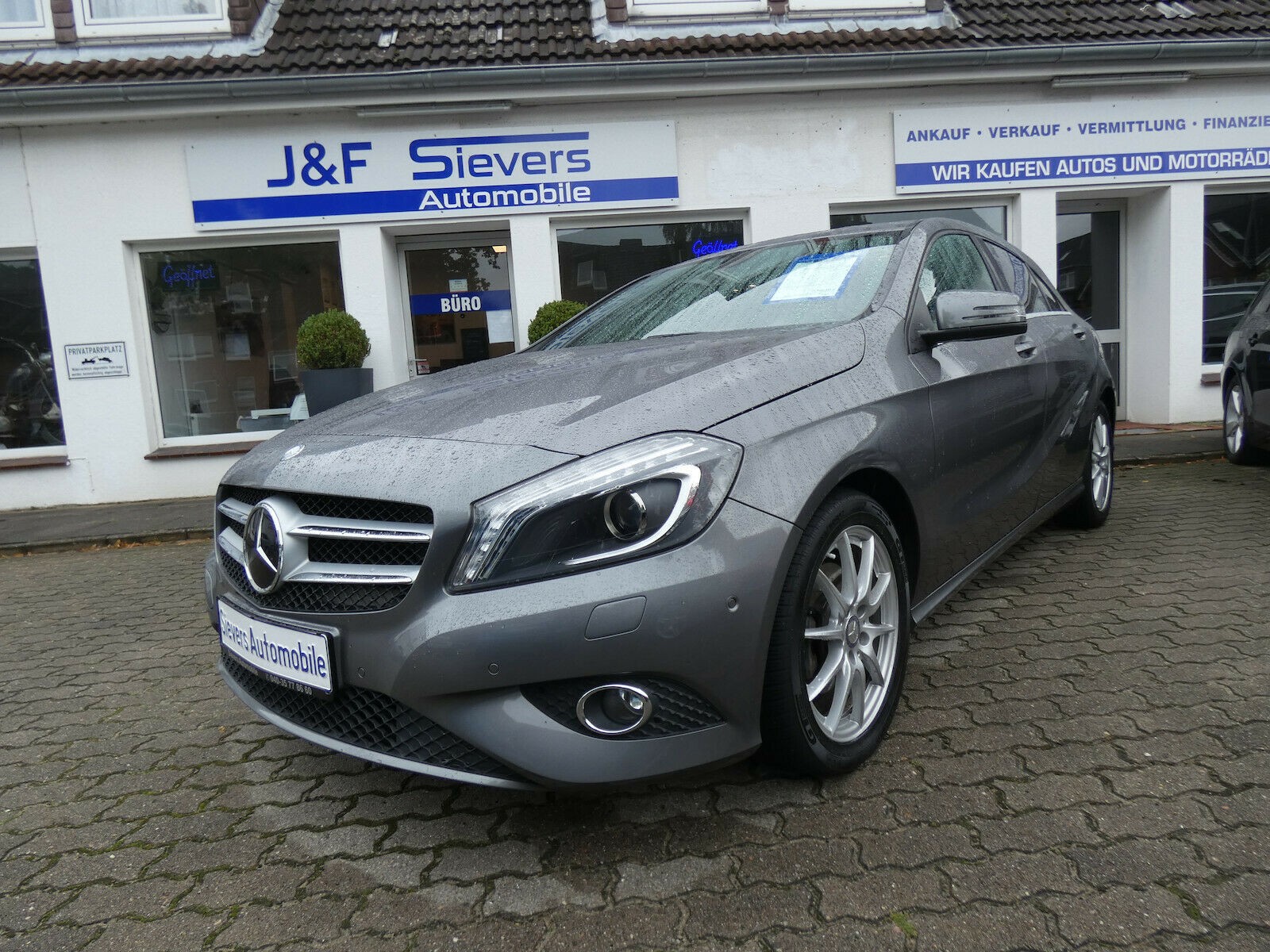Mercedes-Benz A 180 Urban 7-G tronic Xenon Navi Klima