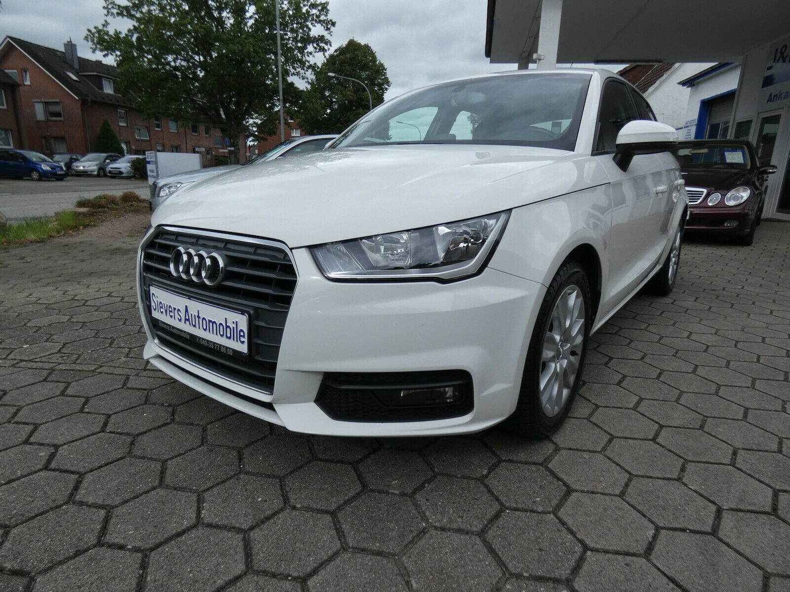 Audi A1 1,4 TDI Sportback Sport Klima Scheckheft