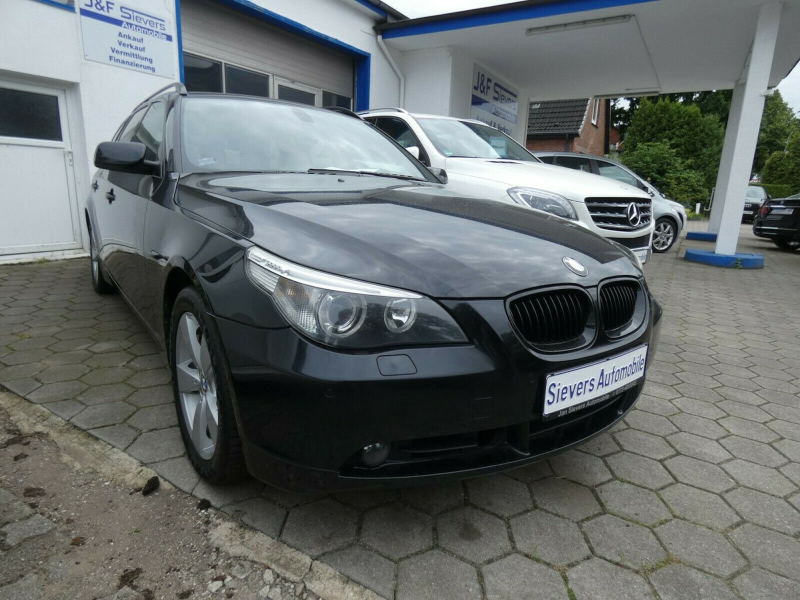 BMW 530i x Drive Gasanlage Leder Head UP Panoramad