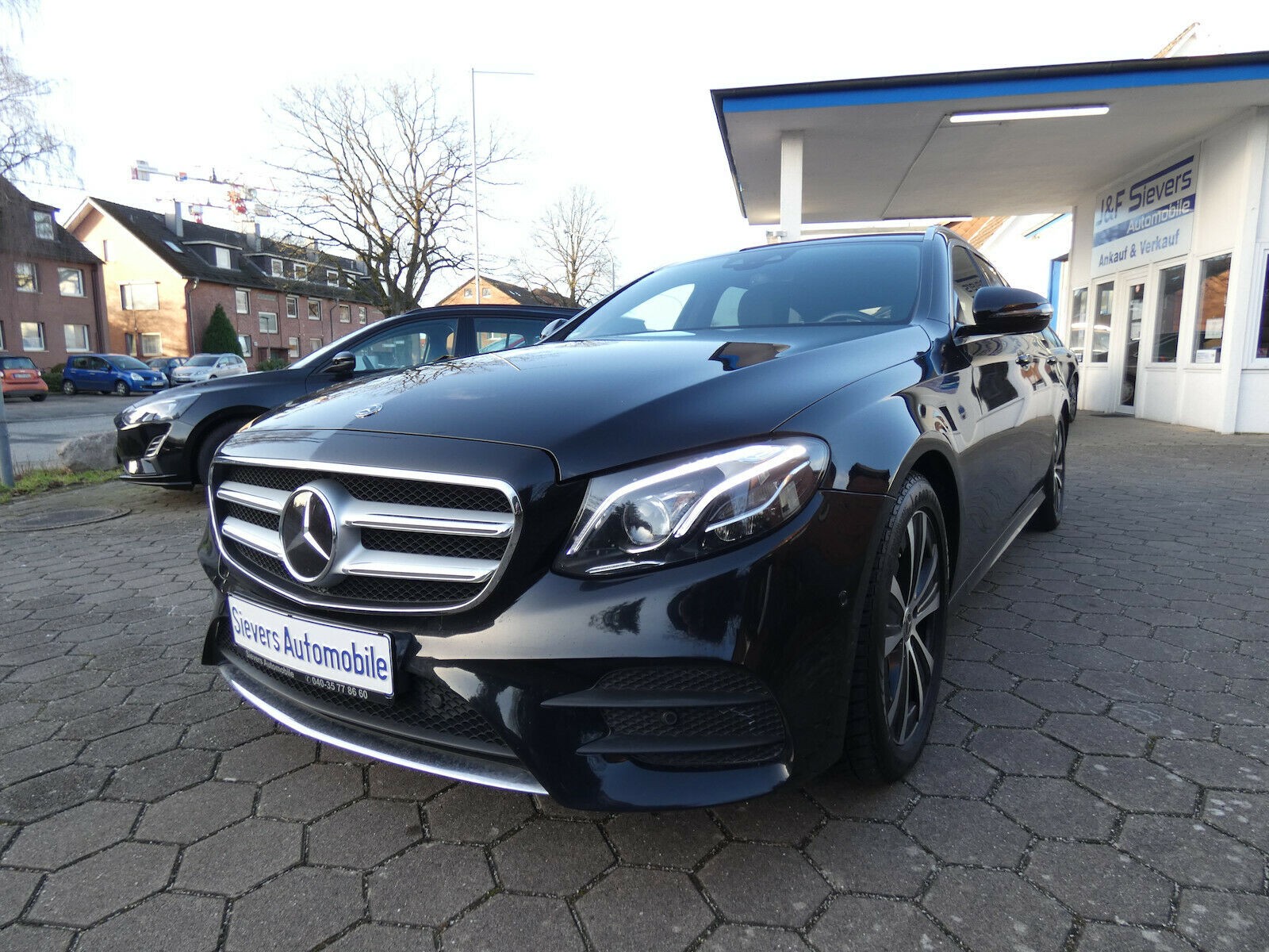 Mercedes-Benz E 220 d T 9G-Tronic AMG Line Widescreen Burmeste