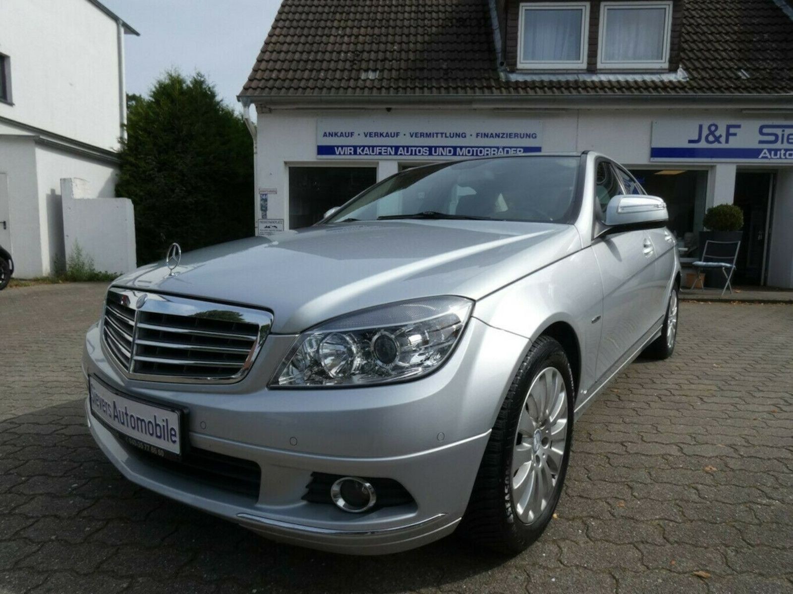 Mercedes-Benz C 200
