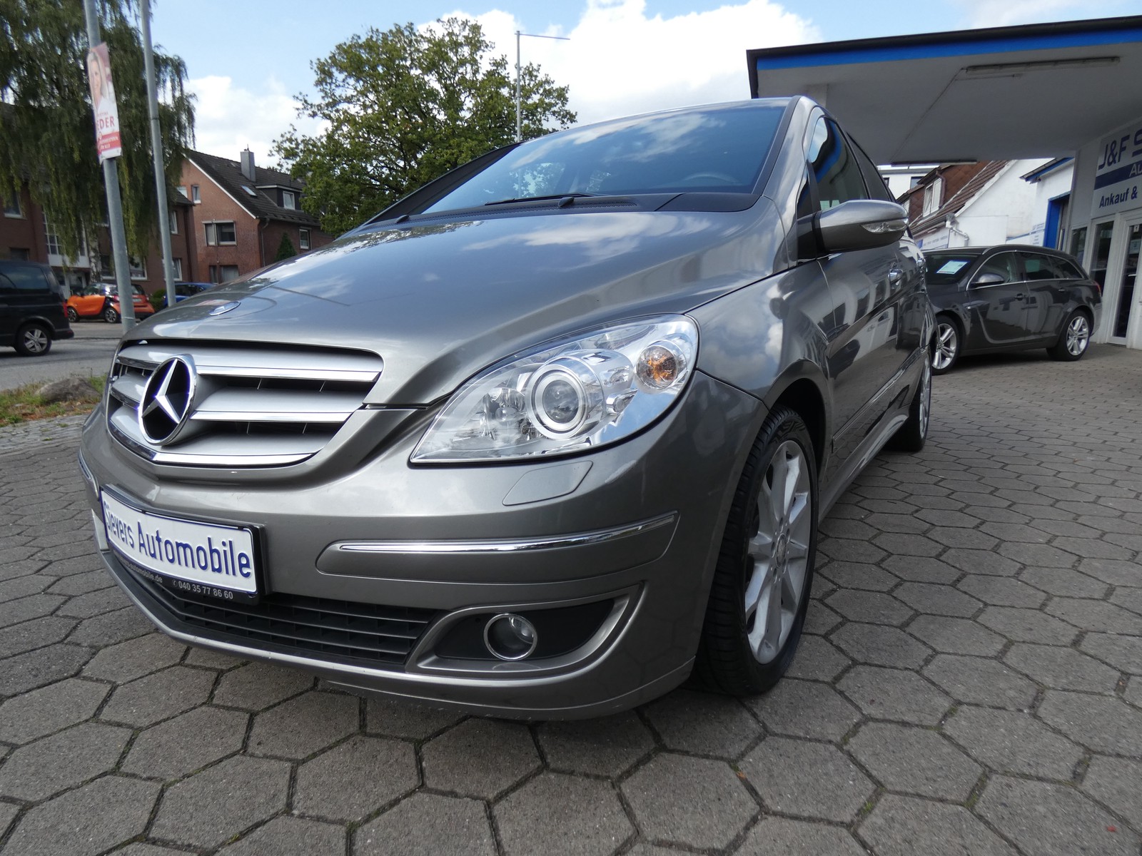 Mercedes-Benz B 170 Navi Xenon Glasschiebedach