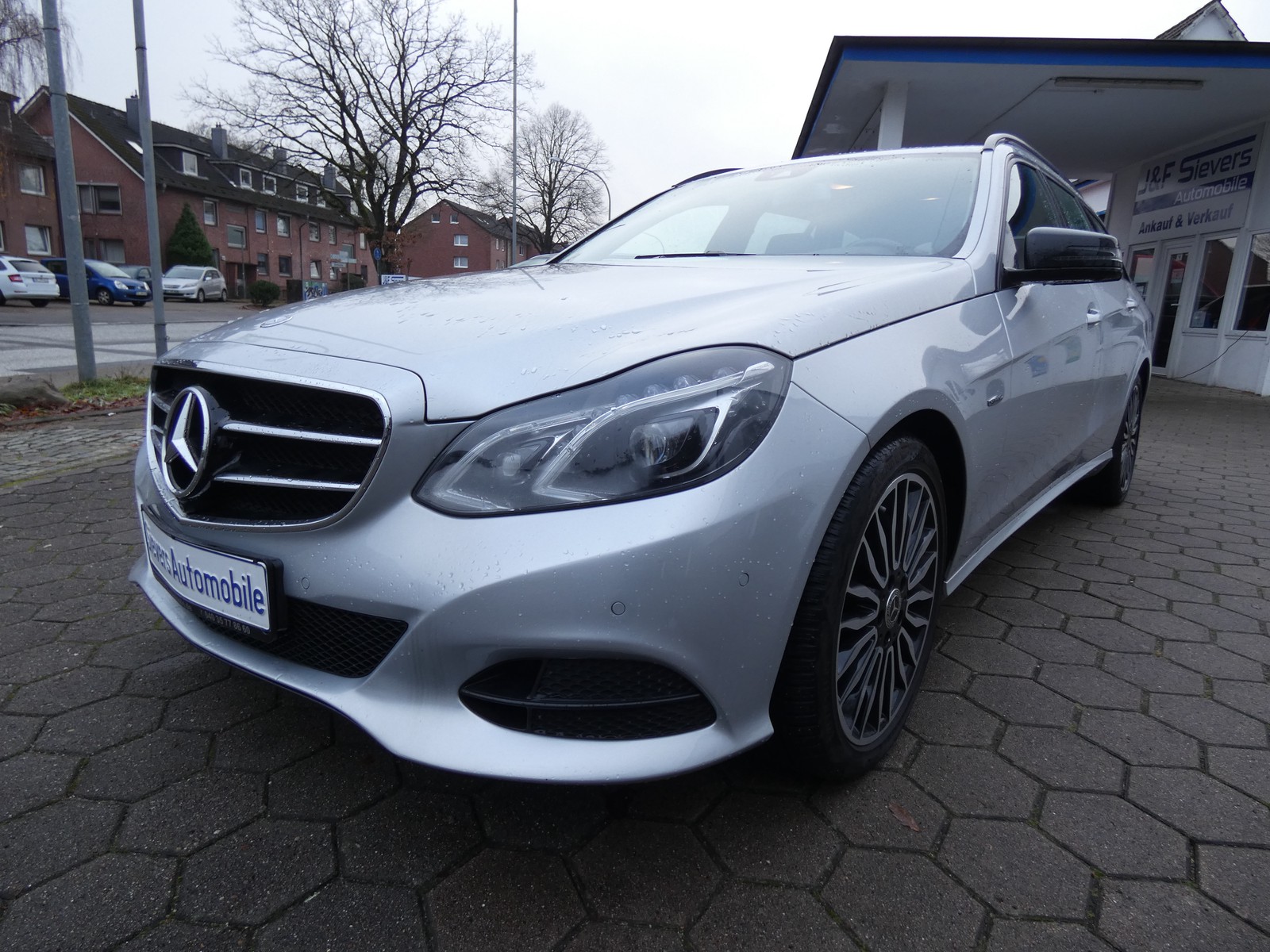 Mercedes-Benz E 400 Edition E 4Matic Avantgarde Night-Paket 360° Kamera Leder Navi
