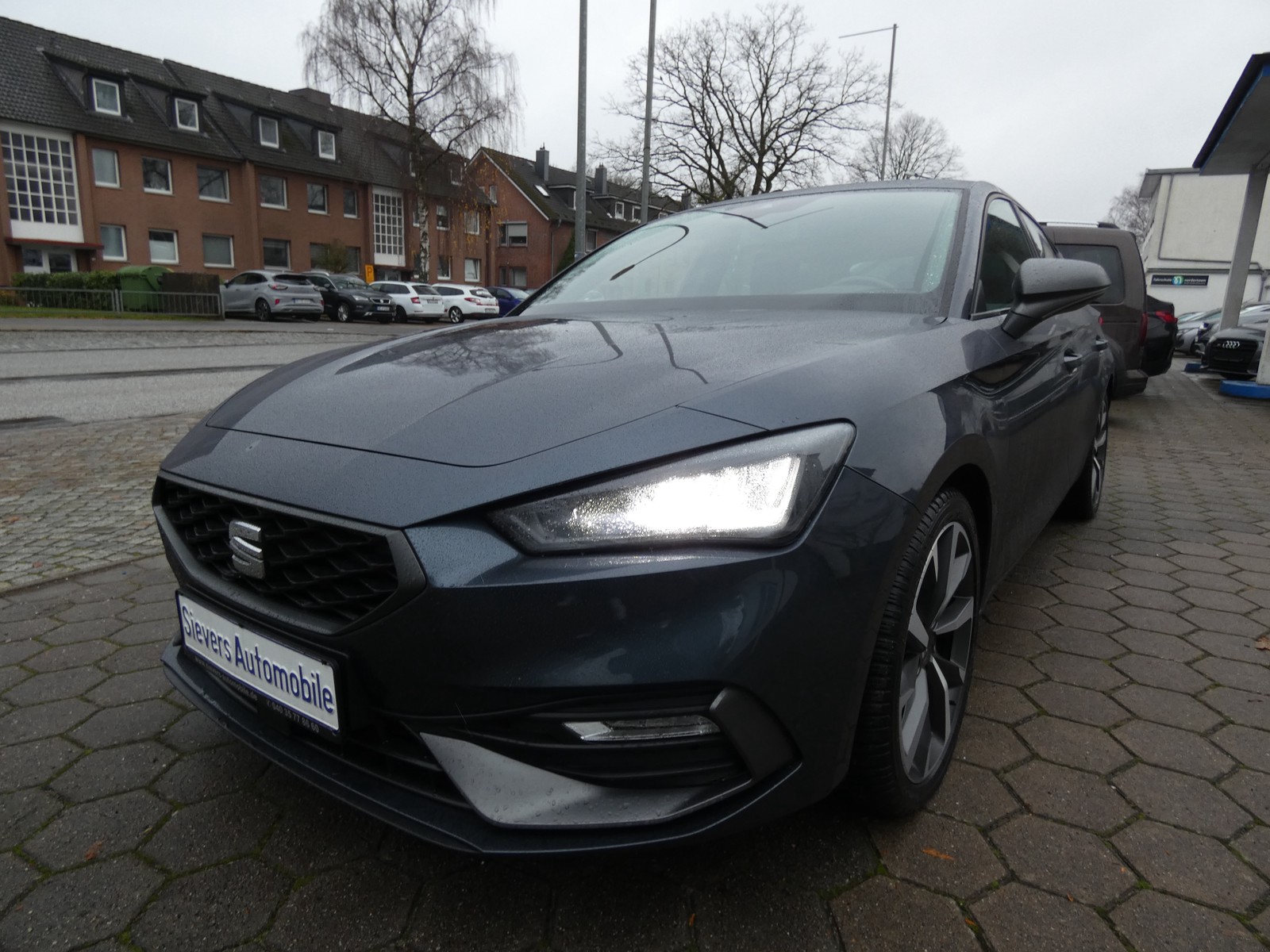 Seat Leon FR 2,0 TSI DSG Kamera LED Tempomat Klima