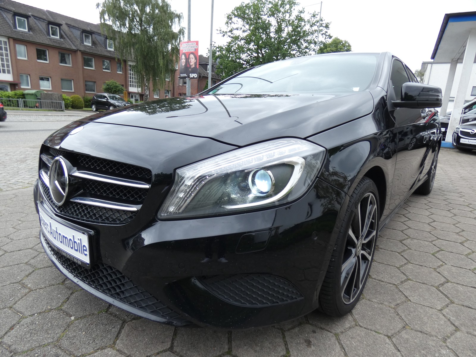 Mercedes-Benz A 180 2Style Bi-Xenon Kamera Teilleder Sitzheizung