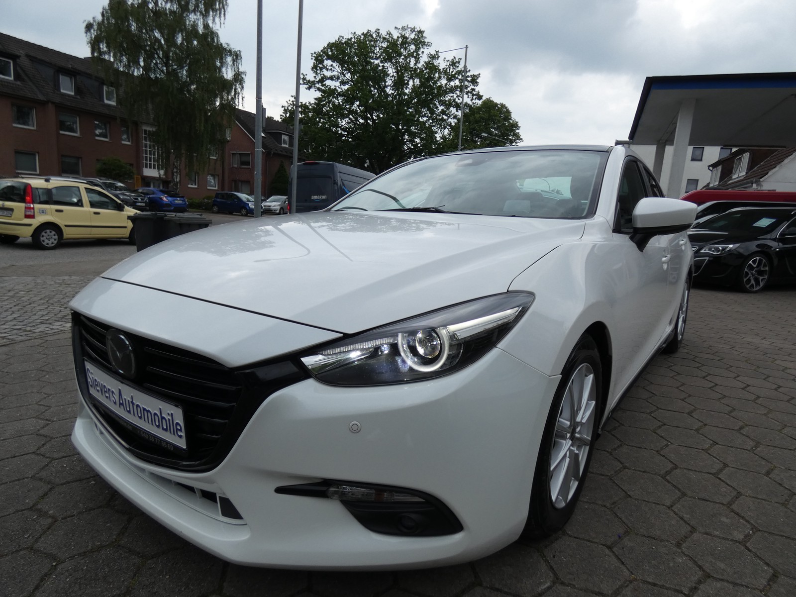 Mazda 3 Sports-Line 2,0 Automatik Leder Bose ACC Kamera Standheizung Keyless HeadUp