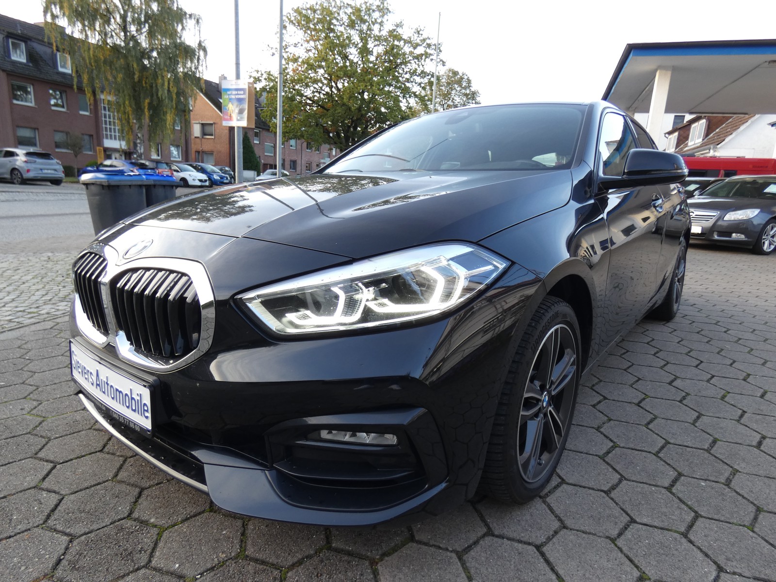 BMW 118 d Aut. Sport Line Shadow Navi LED Kamera
