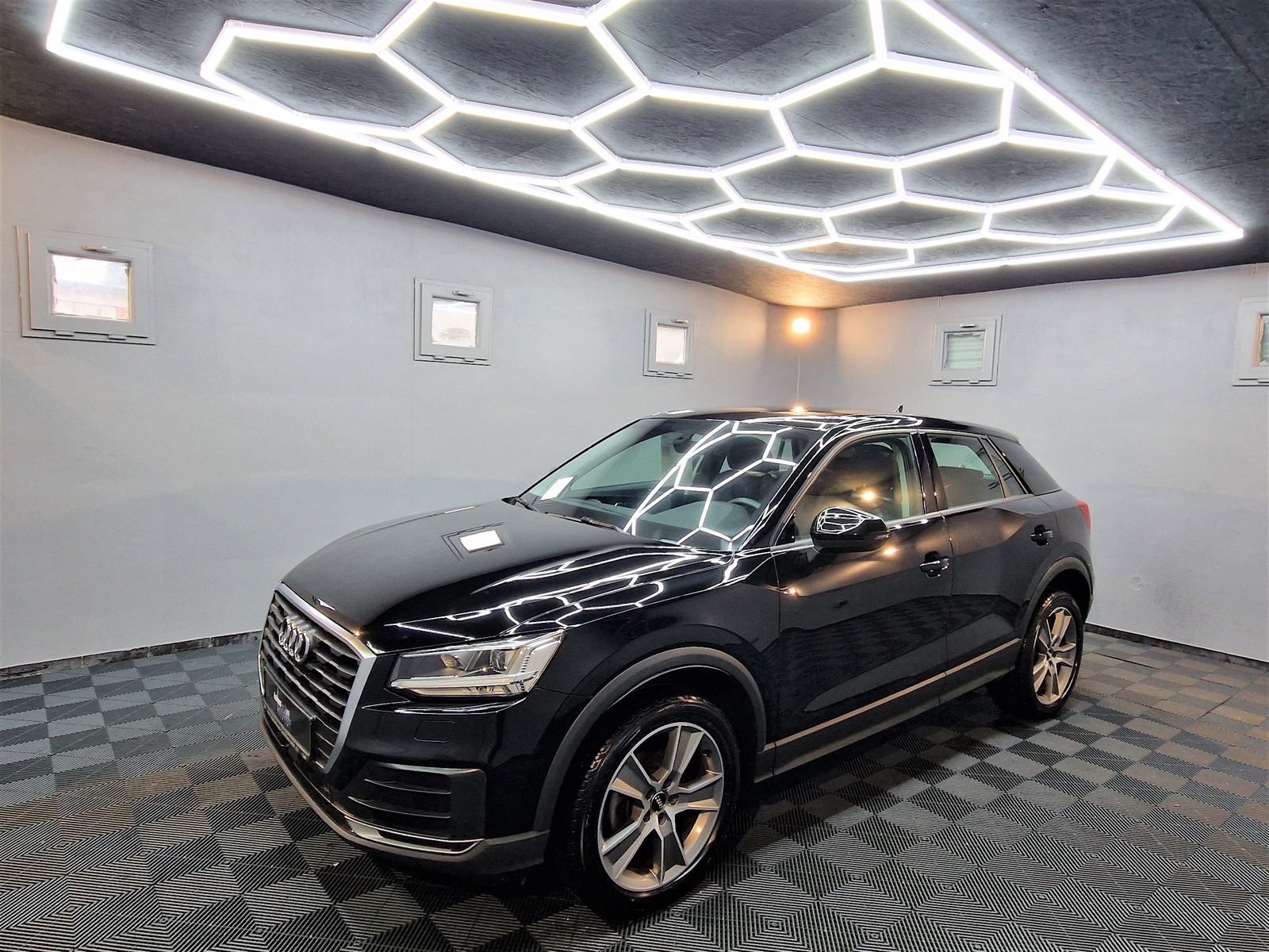 Audi Q2 35 TFSI|AUTOMATIK||PANO|LEDER|NAVI|LED|
