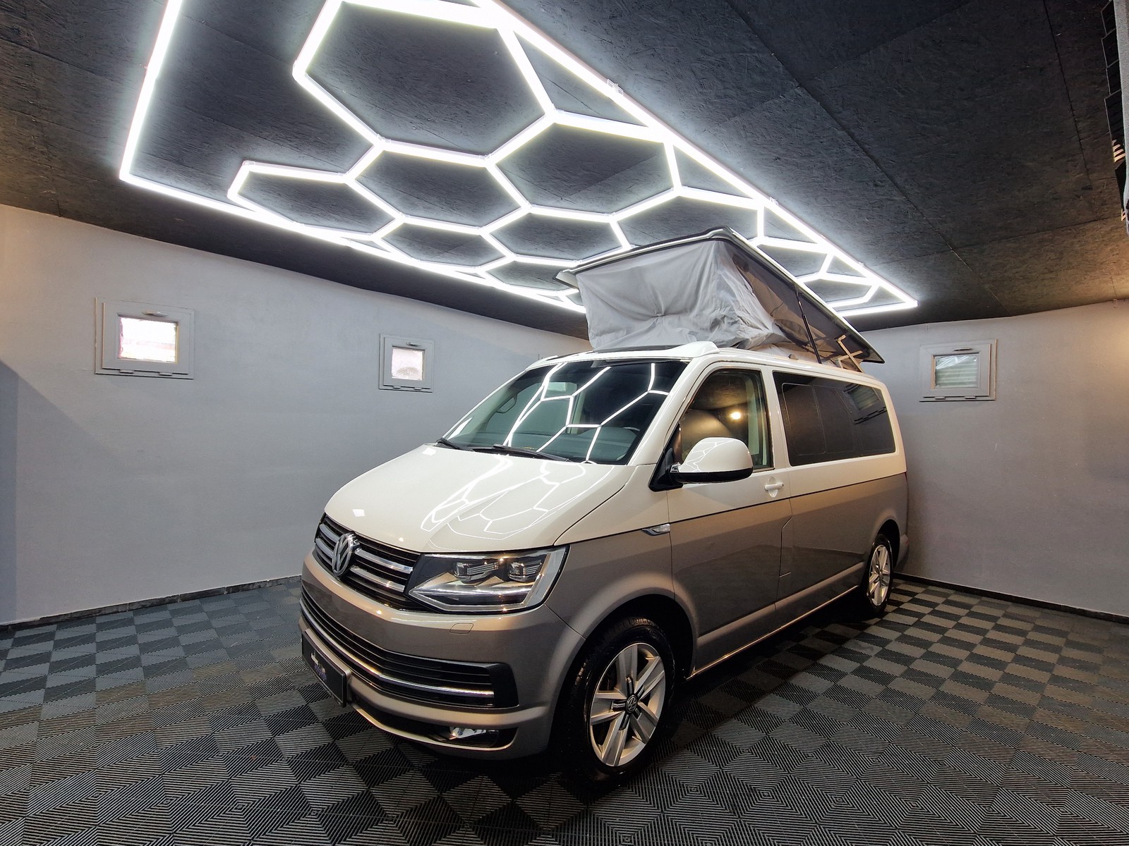 Volkswagen T6 California |AUTOMATIK||HIGHLINE|LEDER|NAVI|LED|STANDHZ|