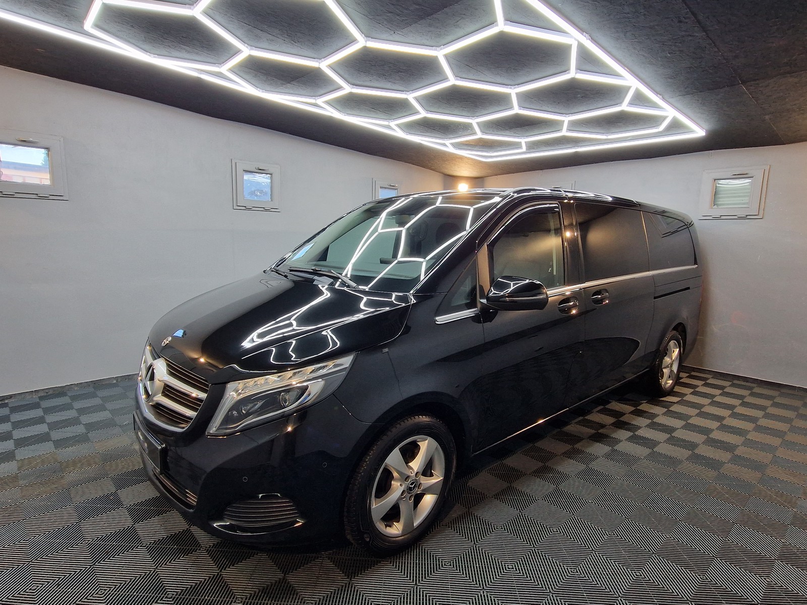 Mercedes-Benz V 250 AVANGARDE|AUTOMATIK|EXTRALANG|8 SITZE|LEDER|LED|NAVI|