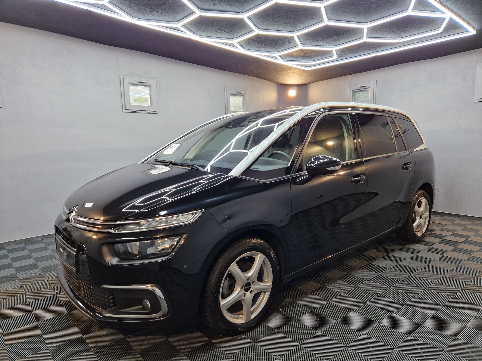 Citroën C4 SpaceTourer Shine| 7 SITZER |AUTOM|LEDER|XENON|NAVI