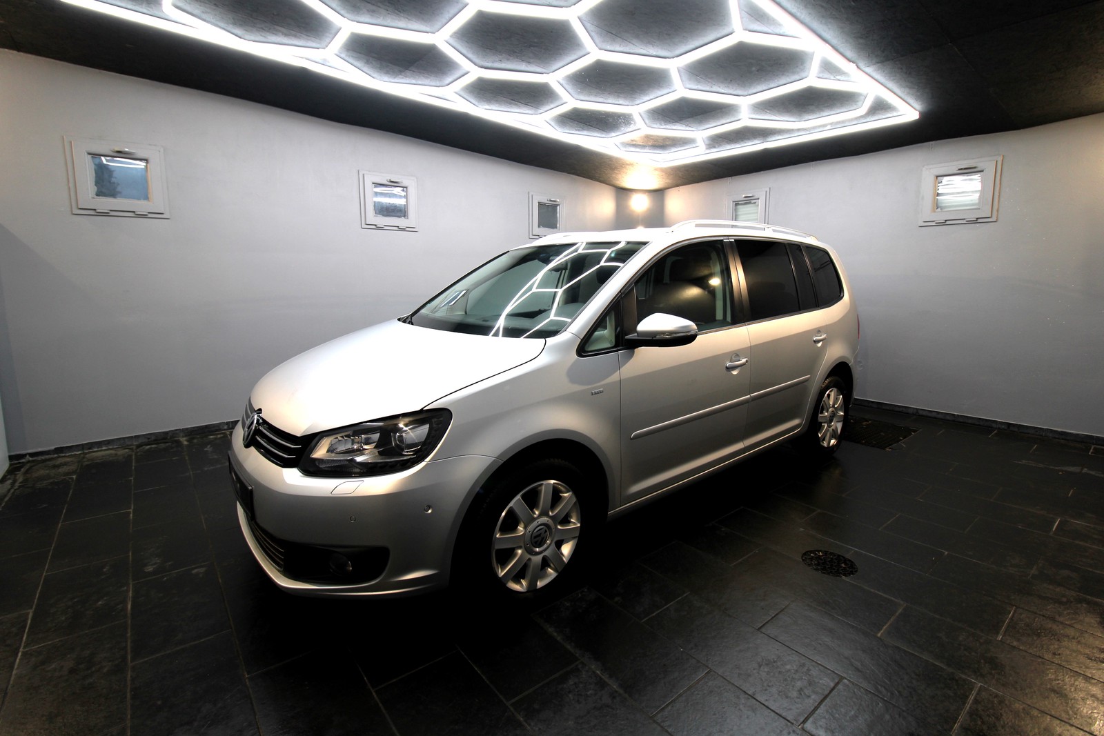Volkswagen Touran CUP|DSG|BIXENON|NAVIGATION|