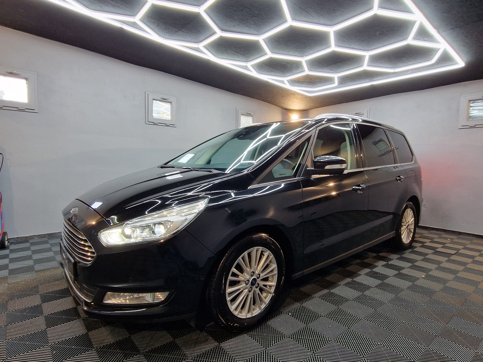 Ford Galaxy Titanium|AUTOMATIK|7 SITZER|LEDER| LED|NAVI|KAMERA