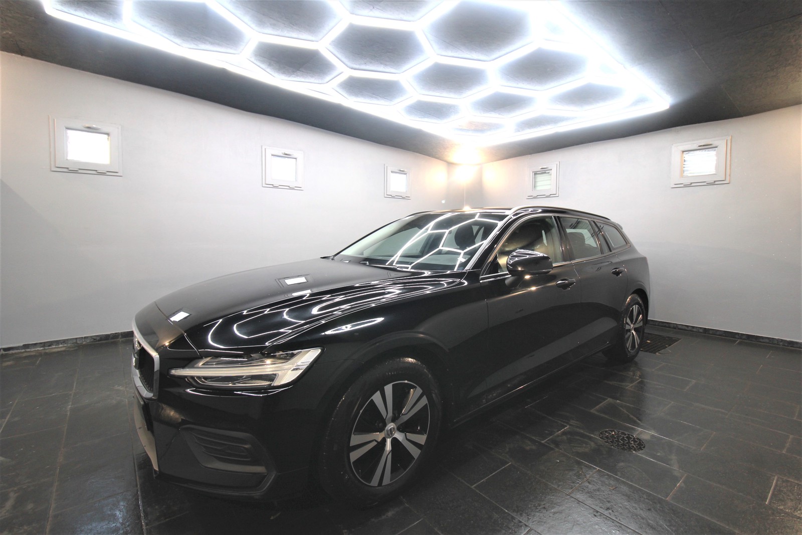 Volvo V60 Kombi BUSINESS|LED|NAVI|SENSUS|1.BESITZ