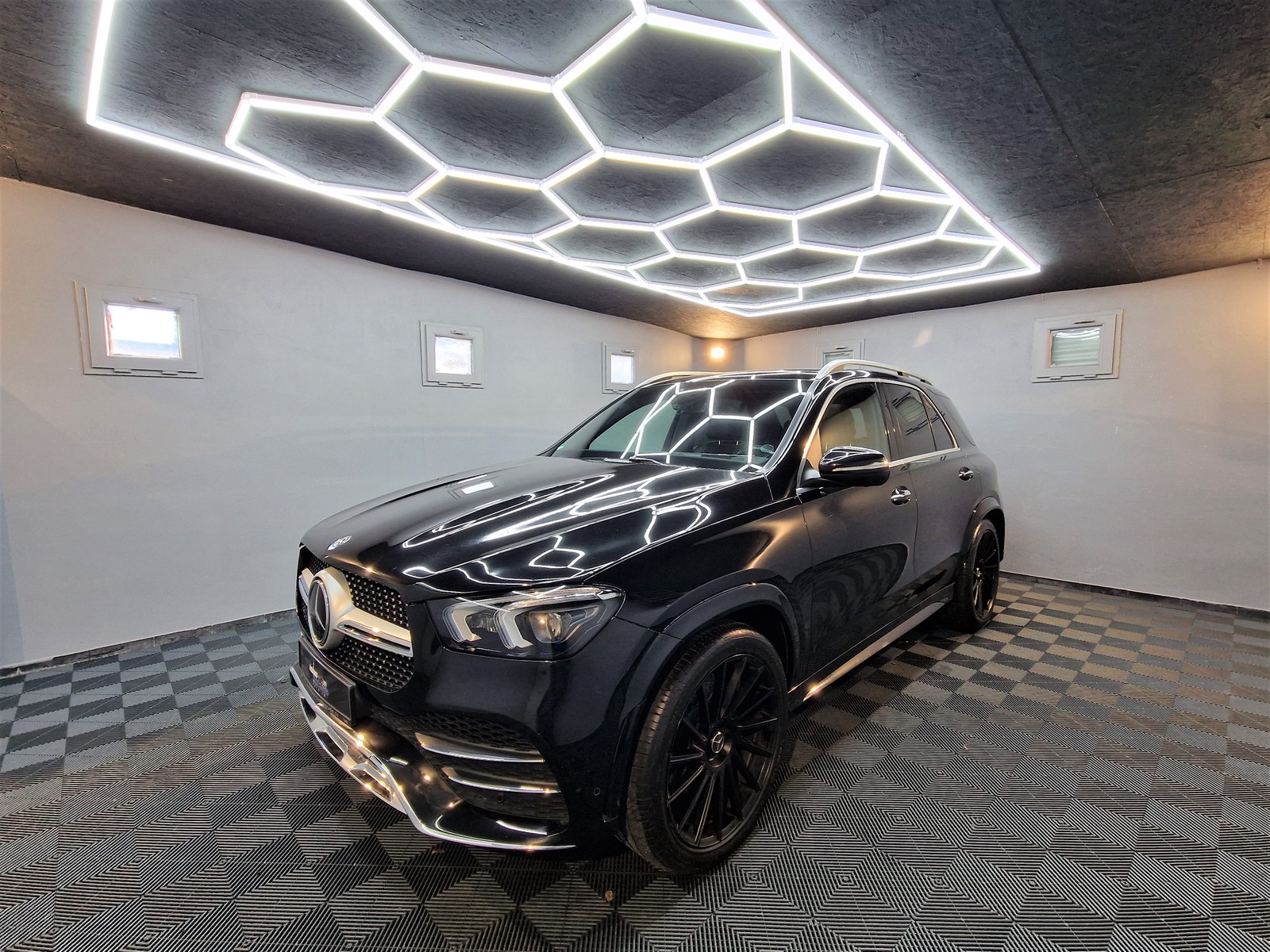 Mercedes-Benz GLE 300 d 4Matic AMG-LINE|PANO|AIRMATIC|360°CAM