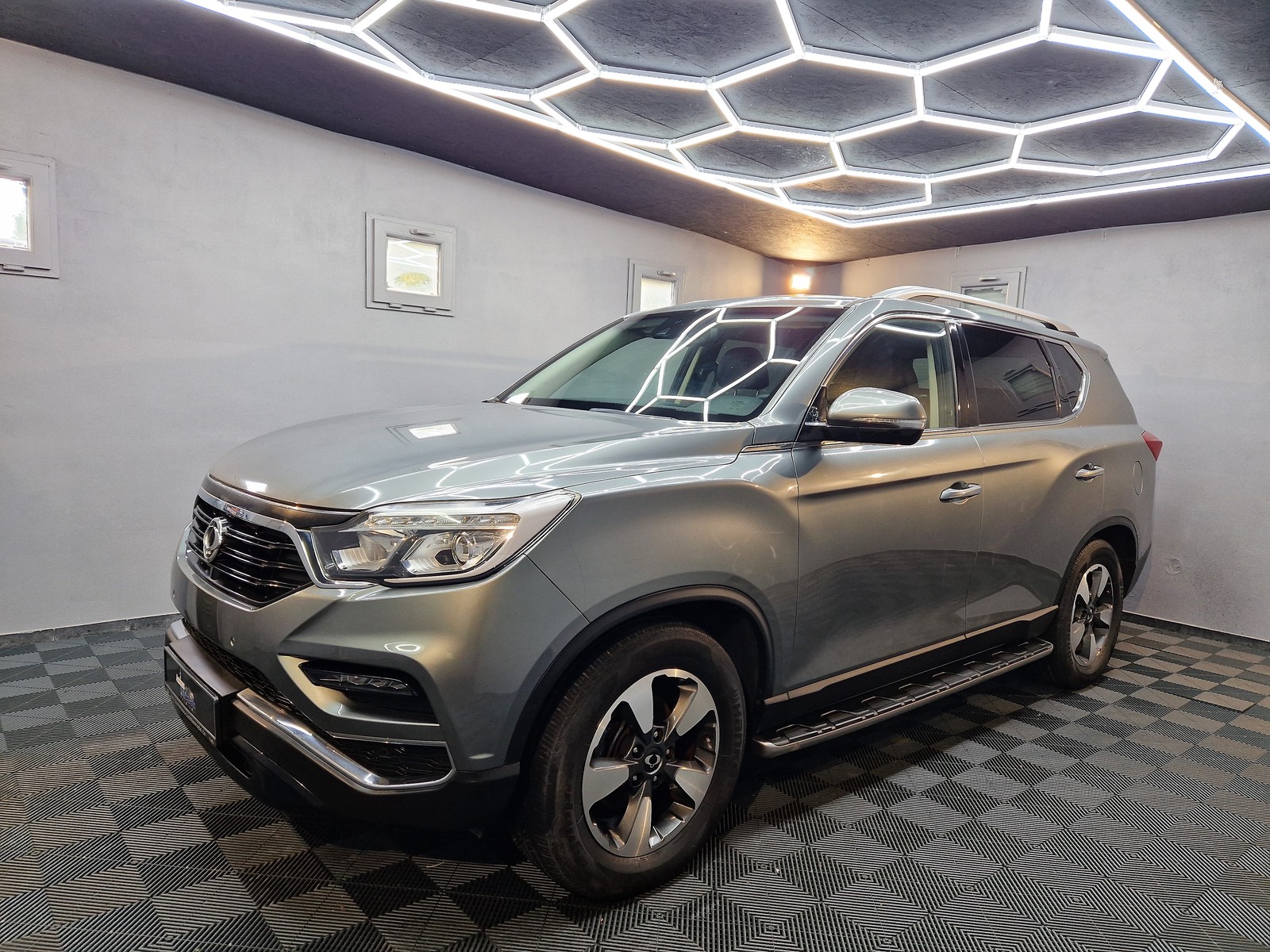 Ssangyong REXTON 2.2 e-XDi 4x4 7-SITZER|LEDER|NAVI|R.KAMERA|LED