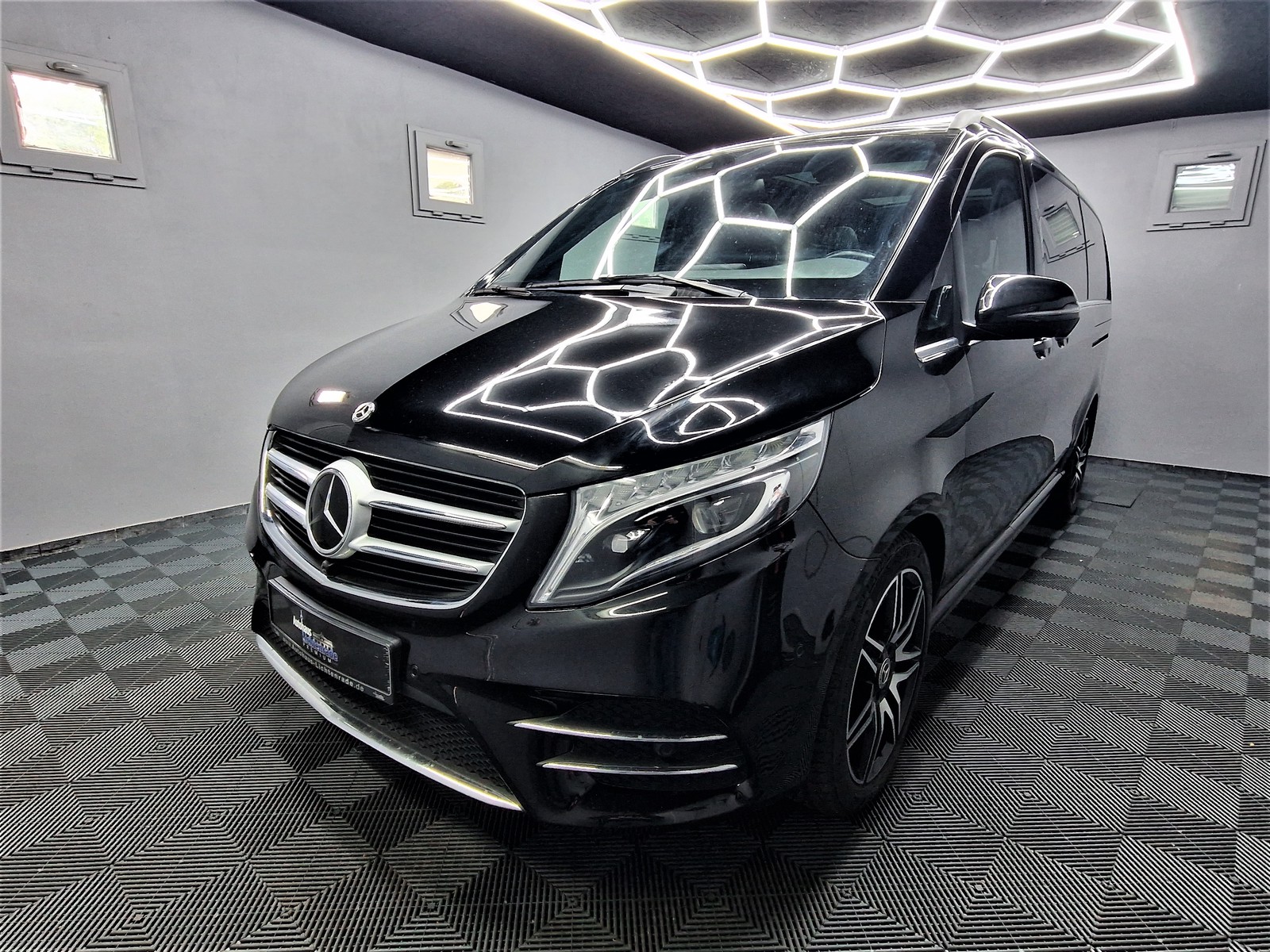 Mercedes-Benz V 250 d AMG LINE LANG|DISTRONIC|PANO|TOTWINKEL|LEDER|NAVI
