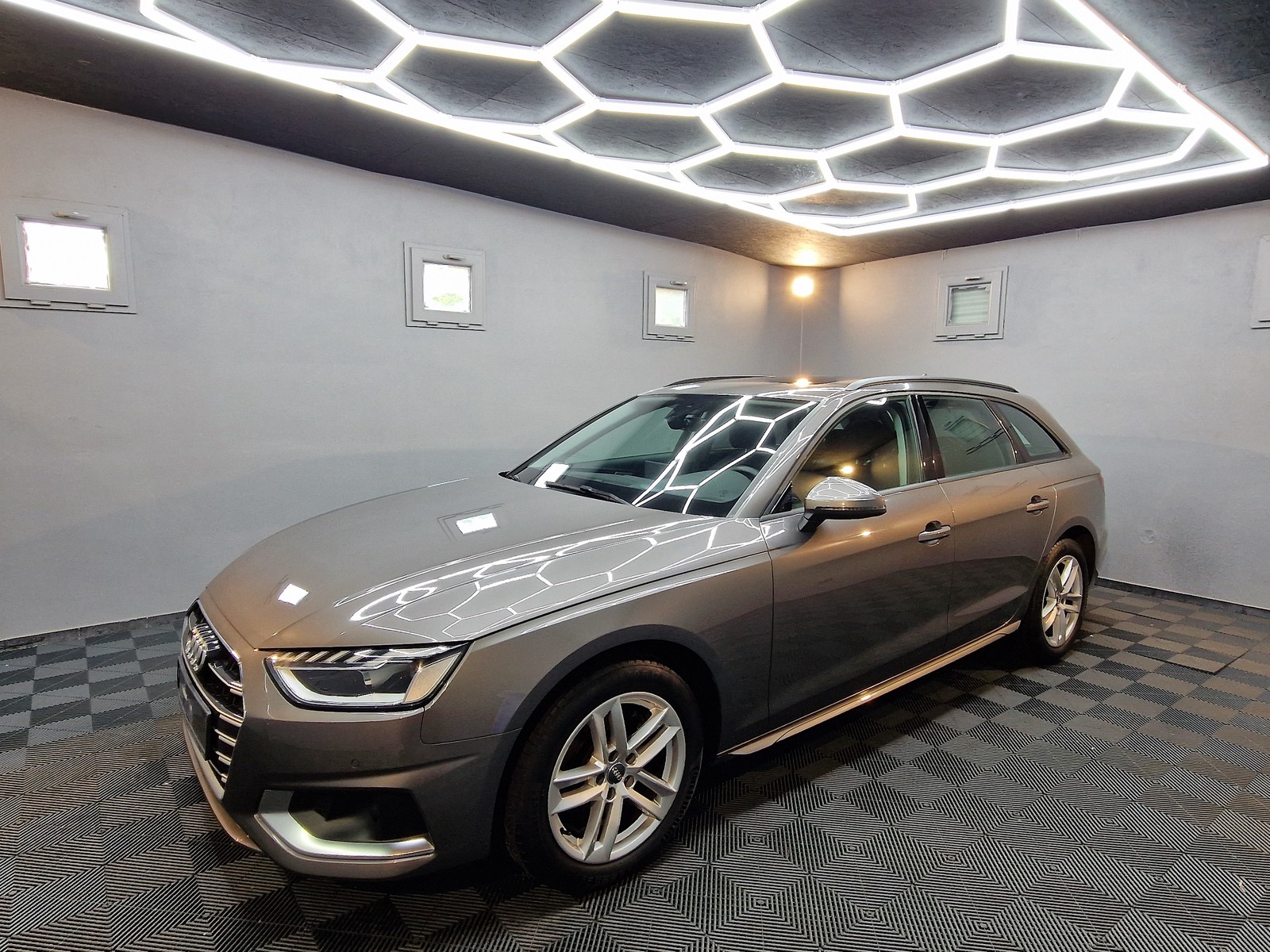 Audi A4 AVANT 35 TDI advanced|SPORT PAKET|PANO|LEDER|NAVI|
