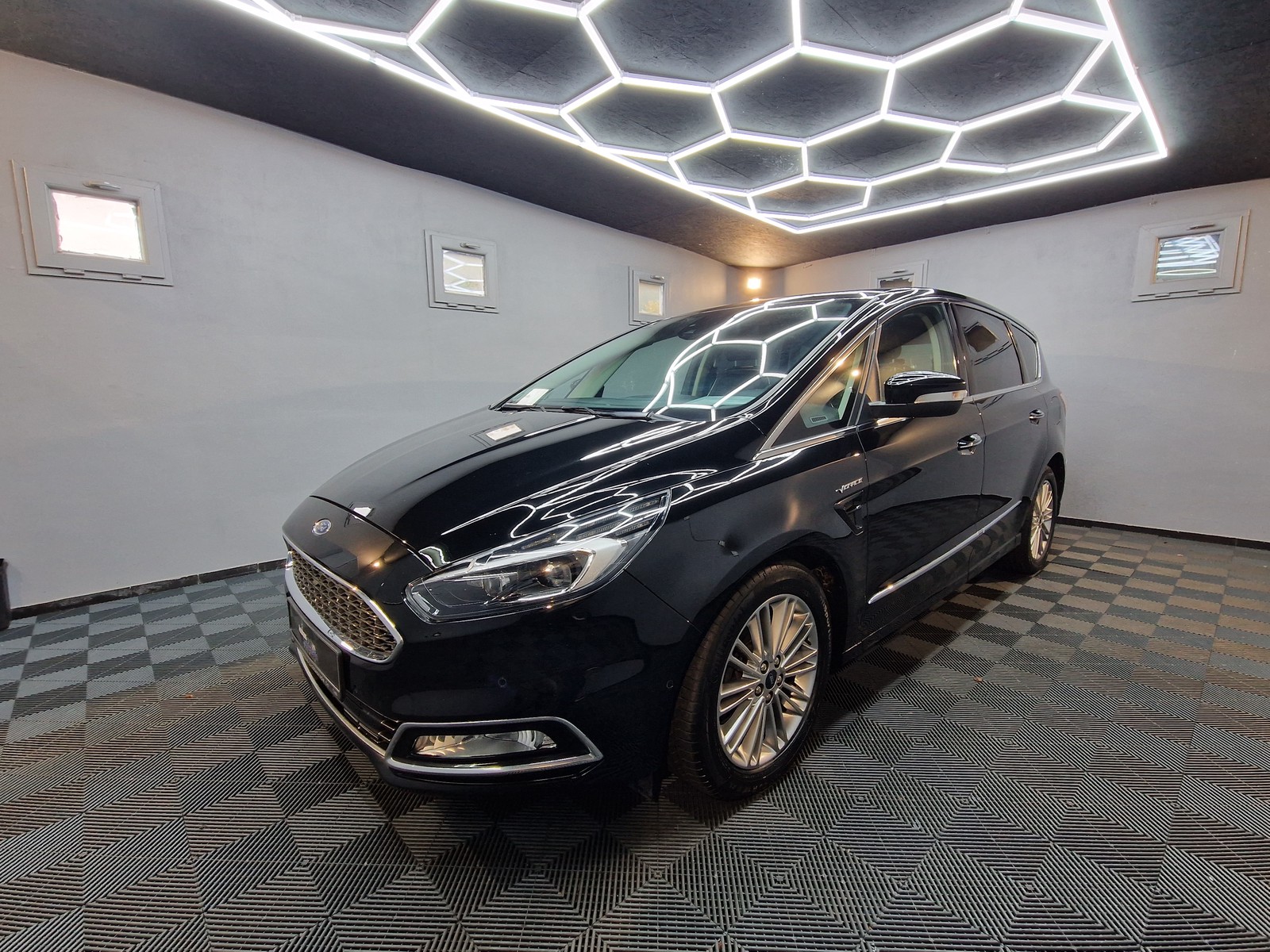 Ford S-Max Vignale|7 SITZER|AUTOM|LEDER|PANO|LED|STHG