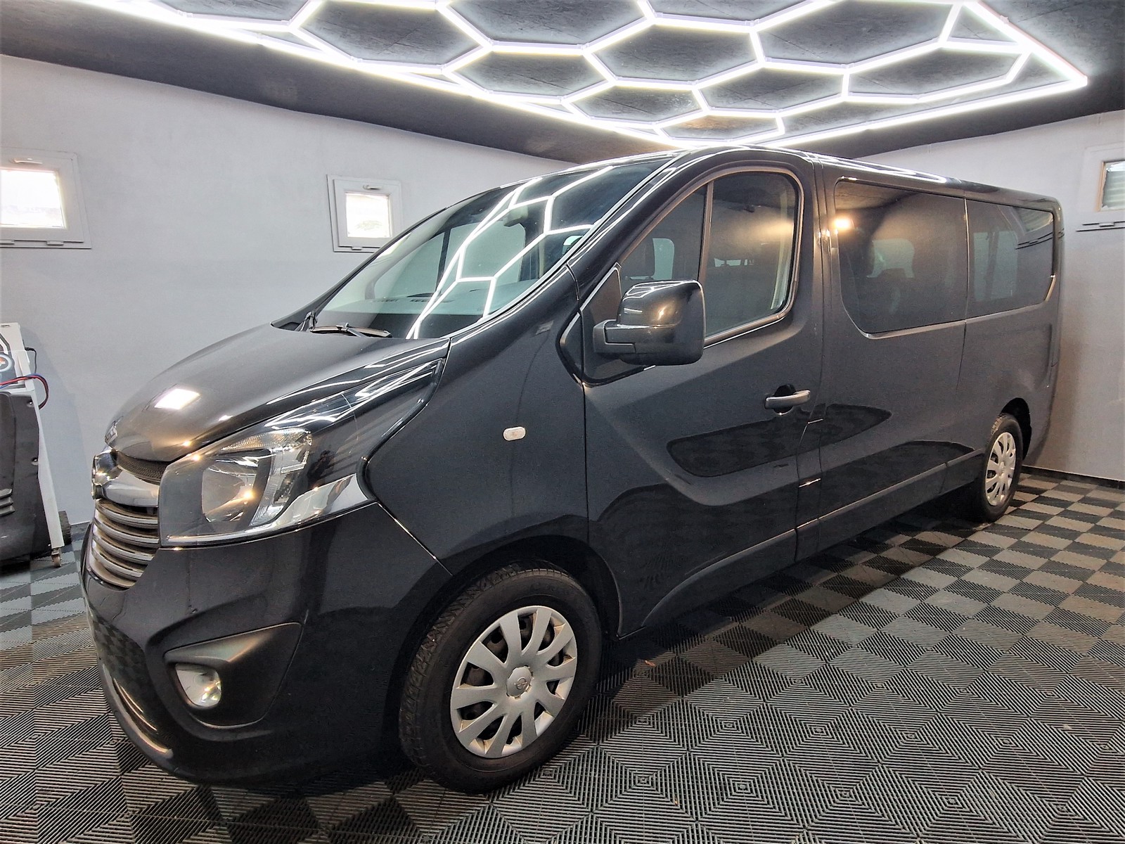 Opel Vivaro Combi L2H1 2,9t|NAVI| 9 SITZE |KLIMA|PDS|TEMP|