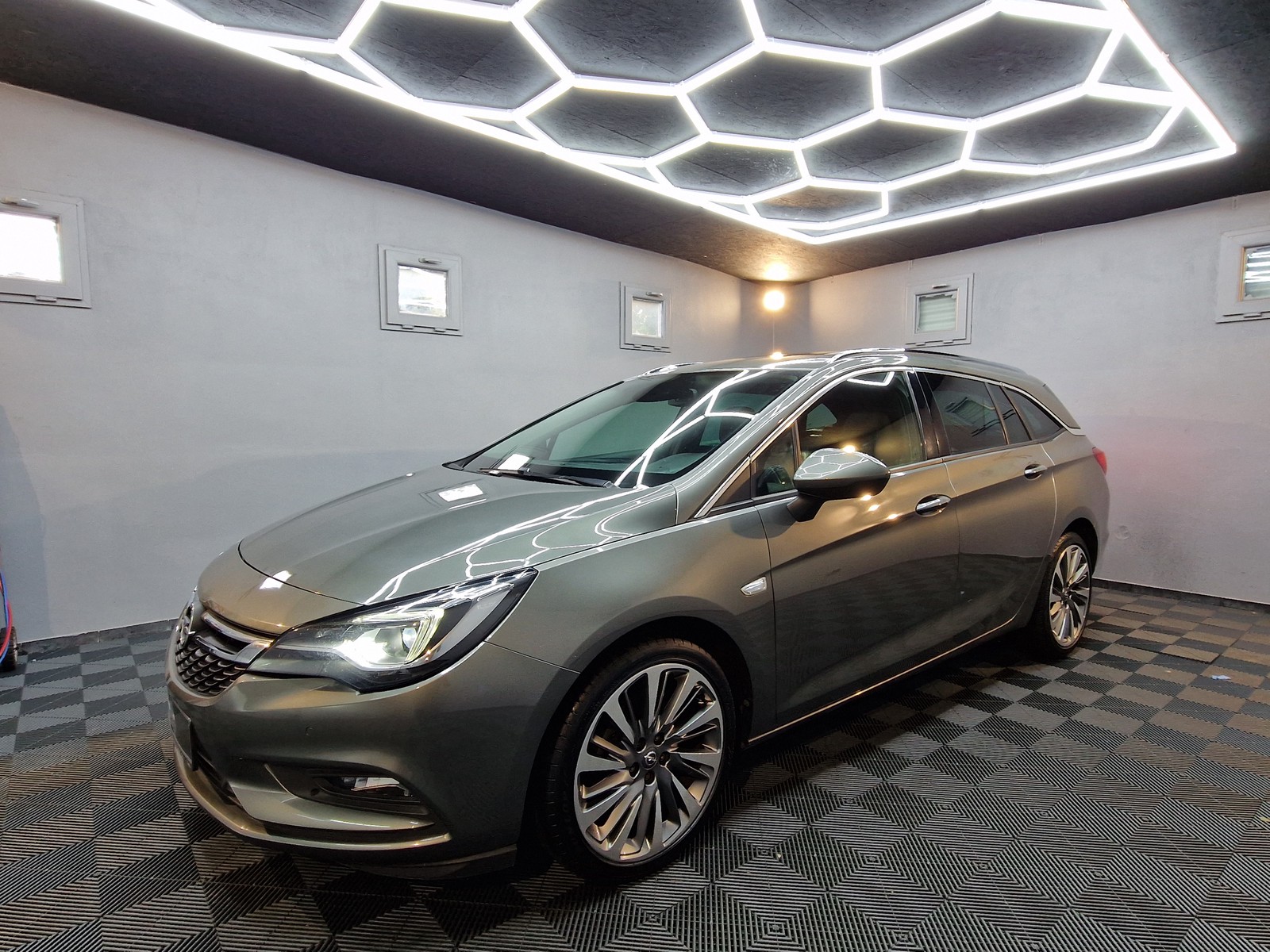 Opel Astra Sports Tourer Ultimate OPC |AUTOMATIK|LEDER|EGSD|NAVI|LED