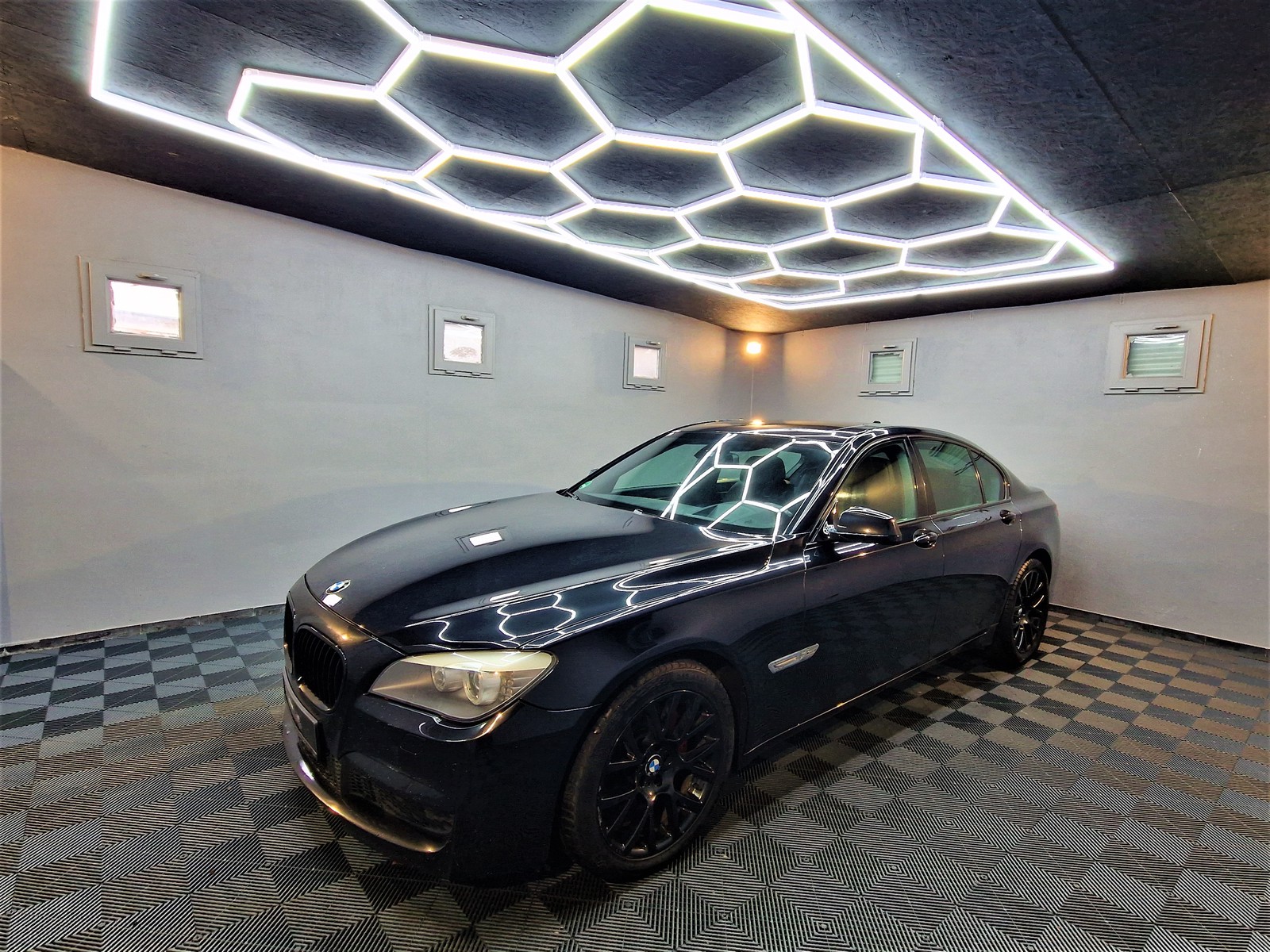 BMW 740d xDrive M-SPORTPAKET|NAVI-PROF|MEMORY|RCAM