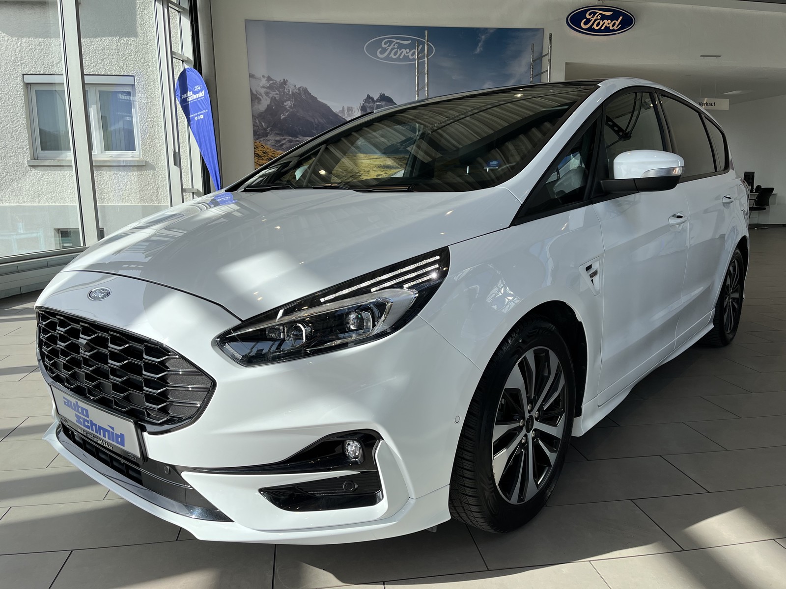 Ford S-Max FHEV Hybrid ST-Line