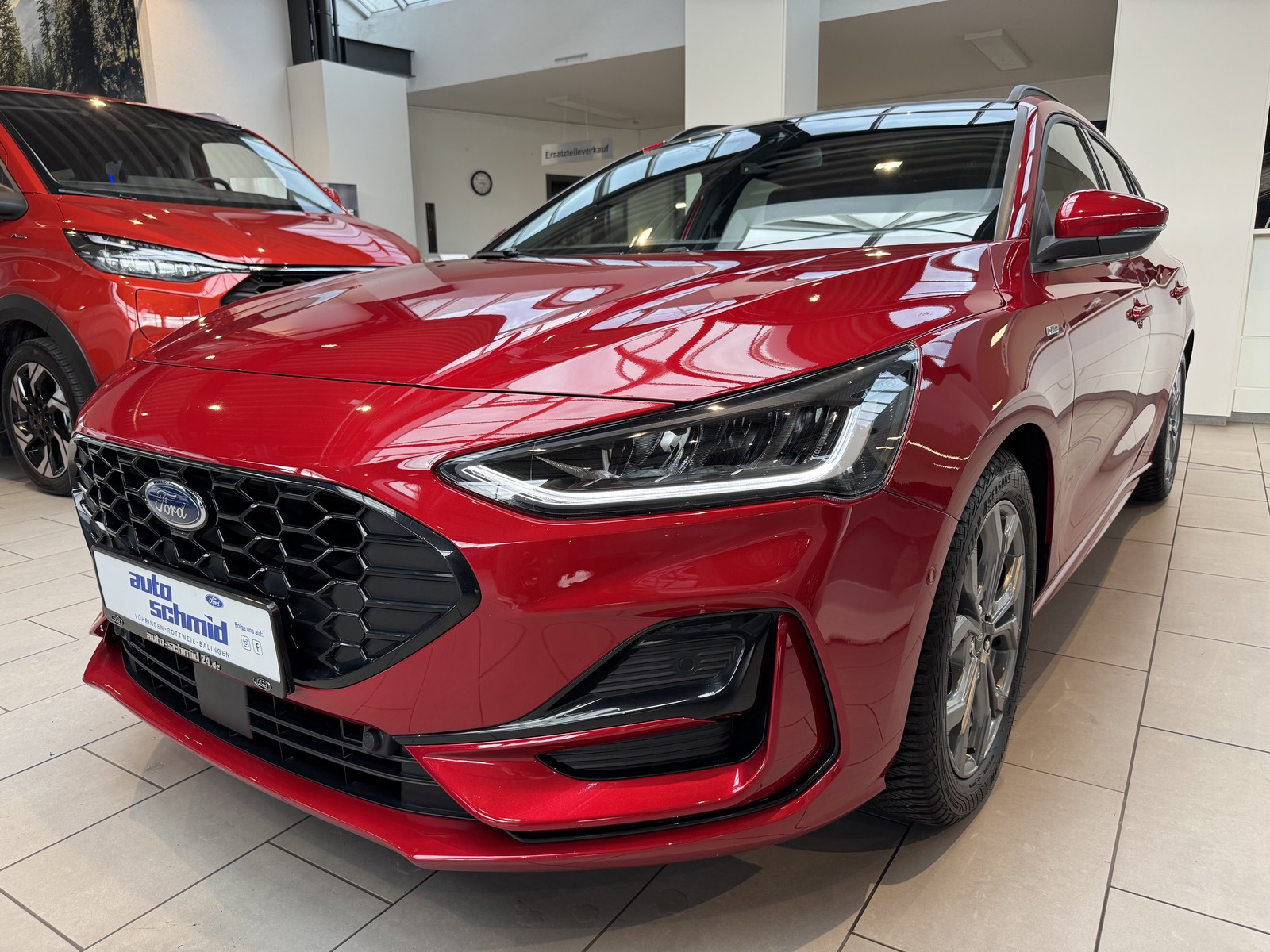 Ford Focus Turnier ST-Line X Panorama + HeadUp + B&O