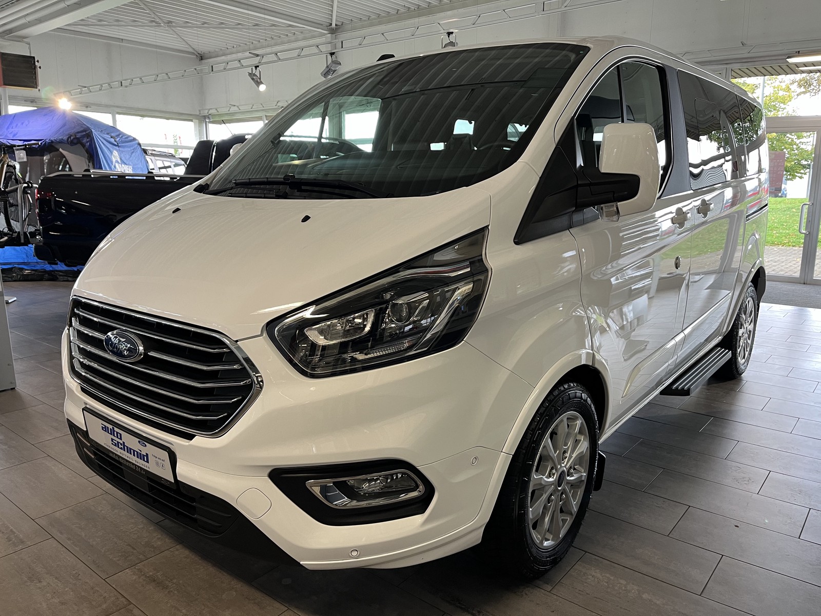 Ford Tourneo Custom L1 Titanium