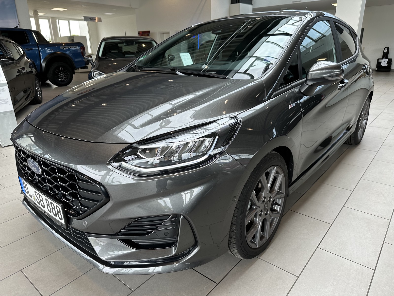 Ford Fiesta ST-Line + LED + Styling + EasyParking + KeyFree