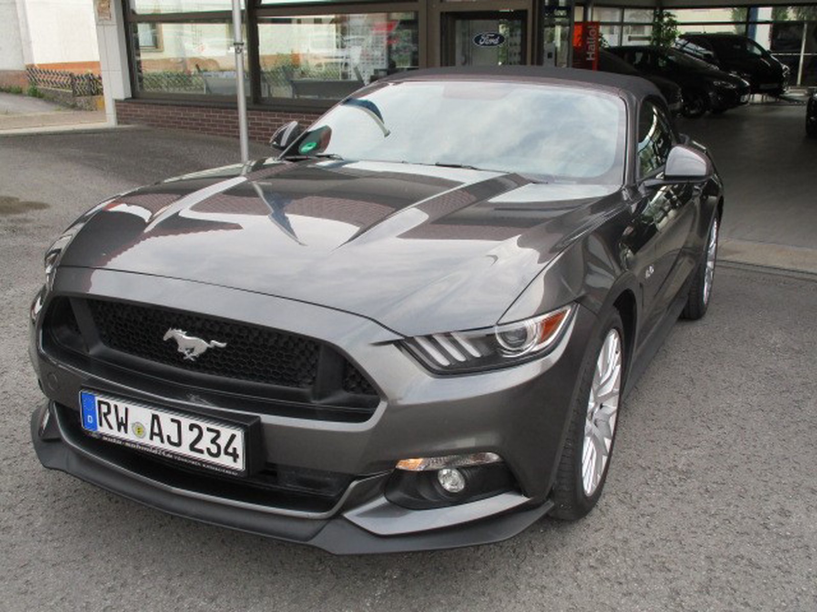 Ford Mustang Convertible GT
