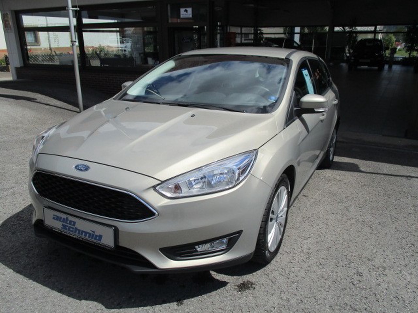 Ford Focus Turnier Trend Gebraucht Kaufen In Vohringen Preis Eur Int Nr 629 Verkauft
