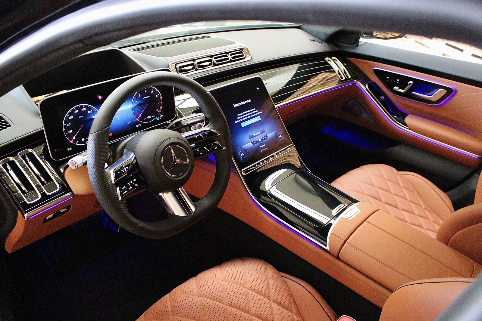 Mercedes-Benz S 580 4Matic Lang AMG LINE BURMESTER 3D, MBUX, 5 Seats