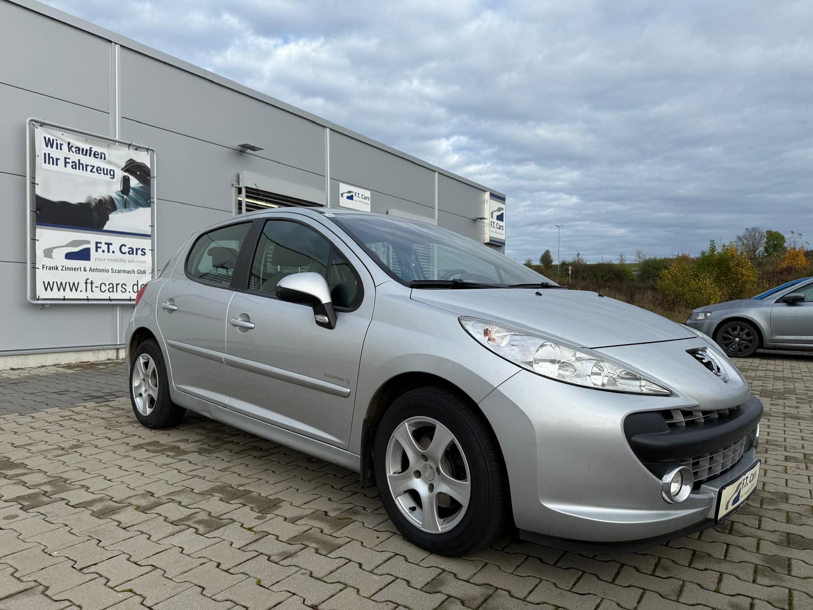 Peugeot 207 1.4 VTi 16V Klimaaut.