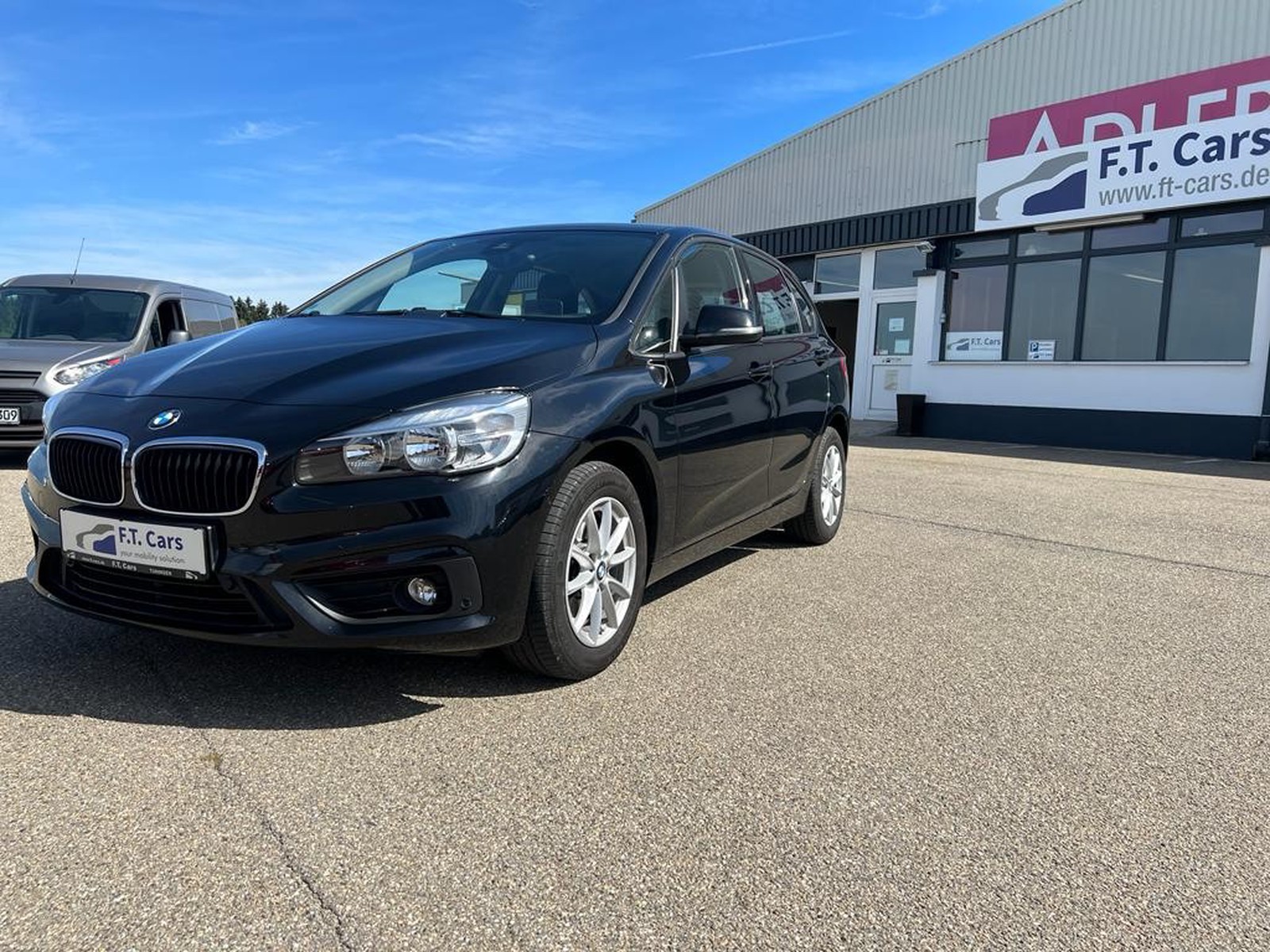 BMW 218iA Active Tourer Navi/Klimaautomatik/HUD